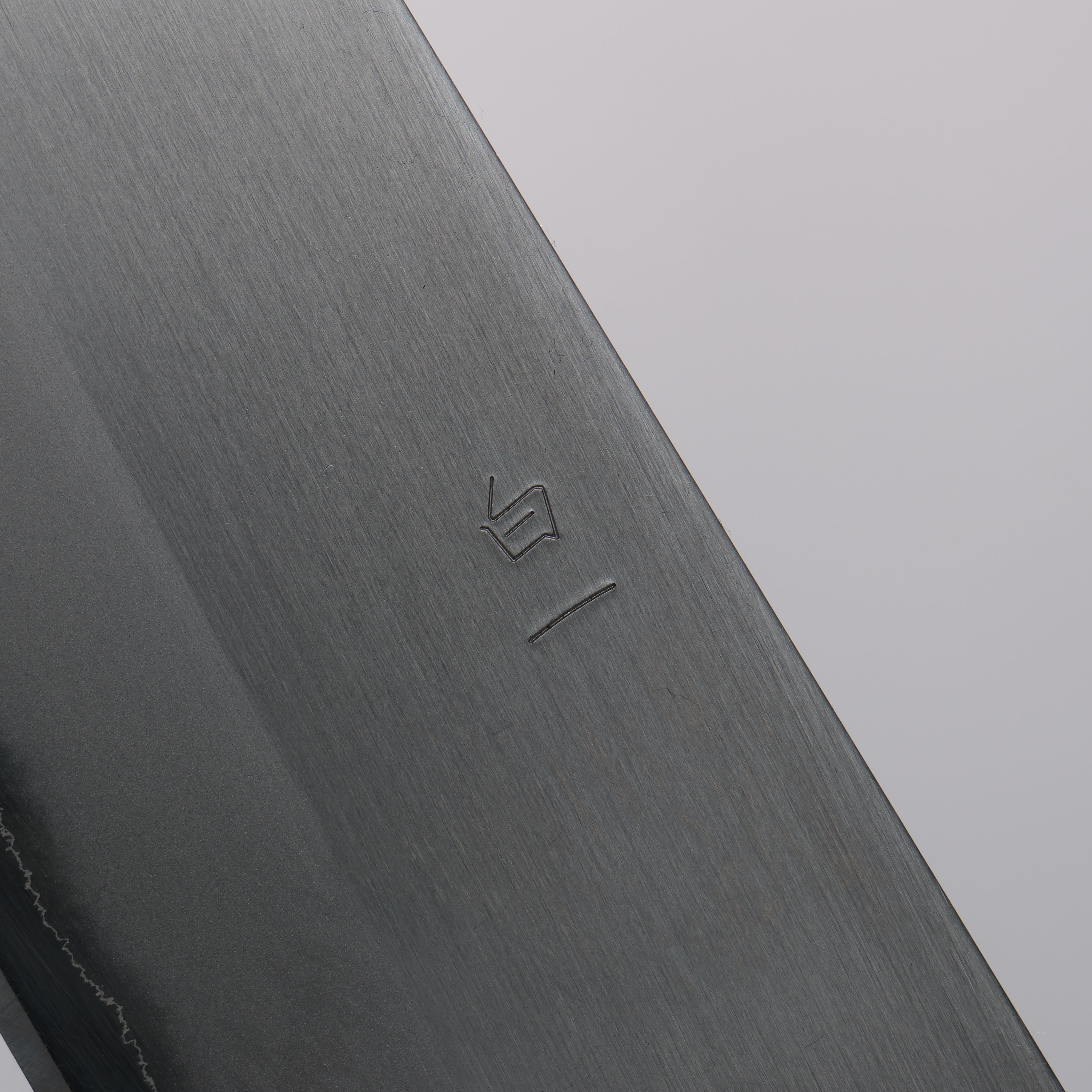 Seisuke White Steel No.1 Migaki Polish Finish Kiritsuke Gyuto 210mm Oak with Purple Lacquer Handle - Japanny - Best Japanese Knife