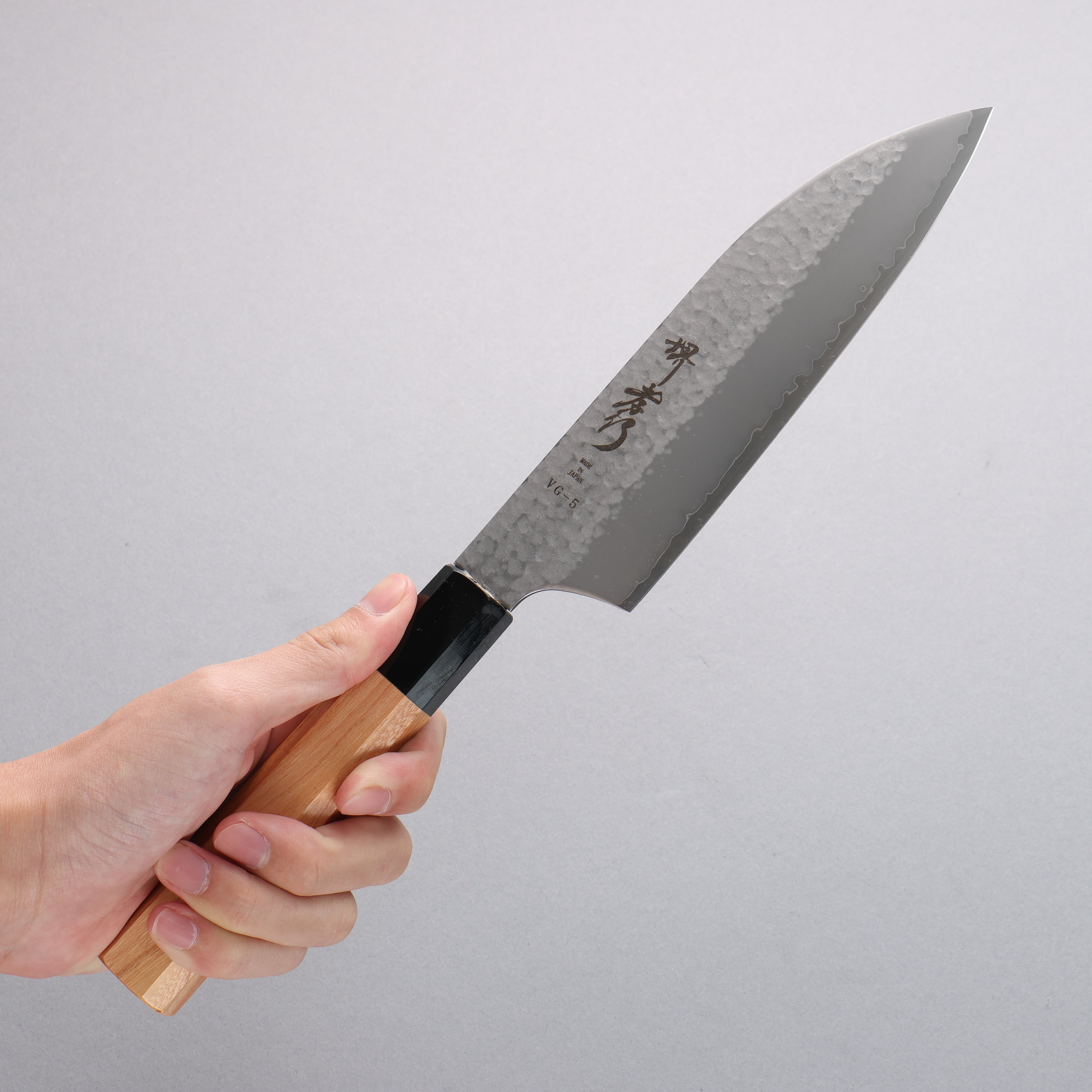 Sakai Takayuki VG5 Hammered Santoku 165mm Magnolia (Ferrule: Black Plastic) Handle Kataoka - Japanny - Best Japanese Knife