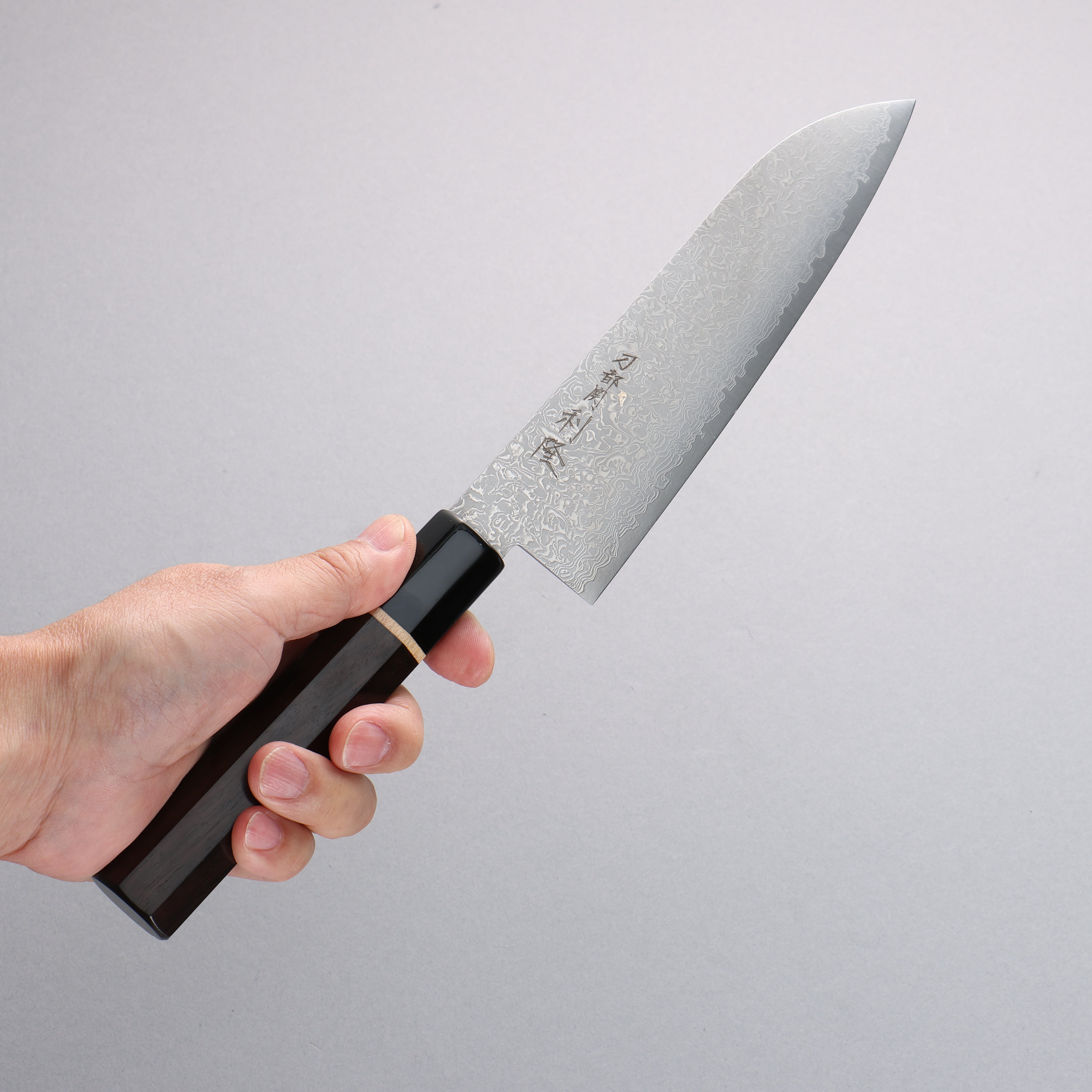Toshitaka Seisuke VG10 65 Layer Damascus Santoku 180mm Ebony (Maple Ring and Water Buffalo Ferrule) Handle - Japanny - Best Japanese Knife