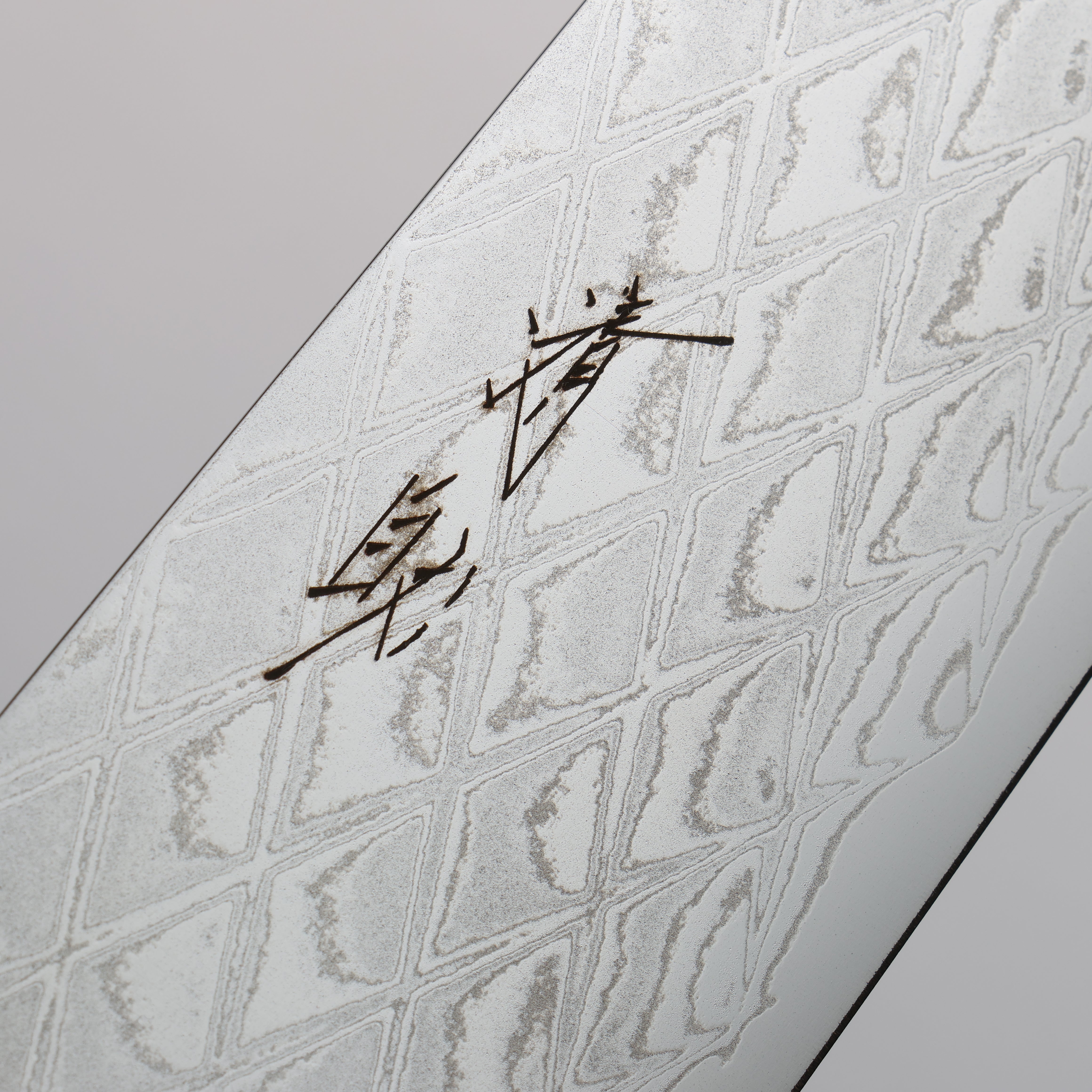 Seisuke AUS10 Mirror Crossed Santoku 180mm Rosewood (White Ring) Handle - Japanny - Best Japanese Knife