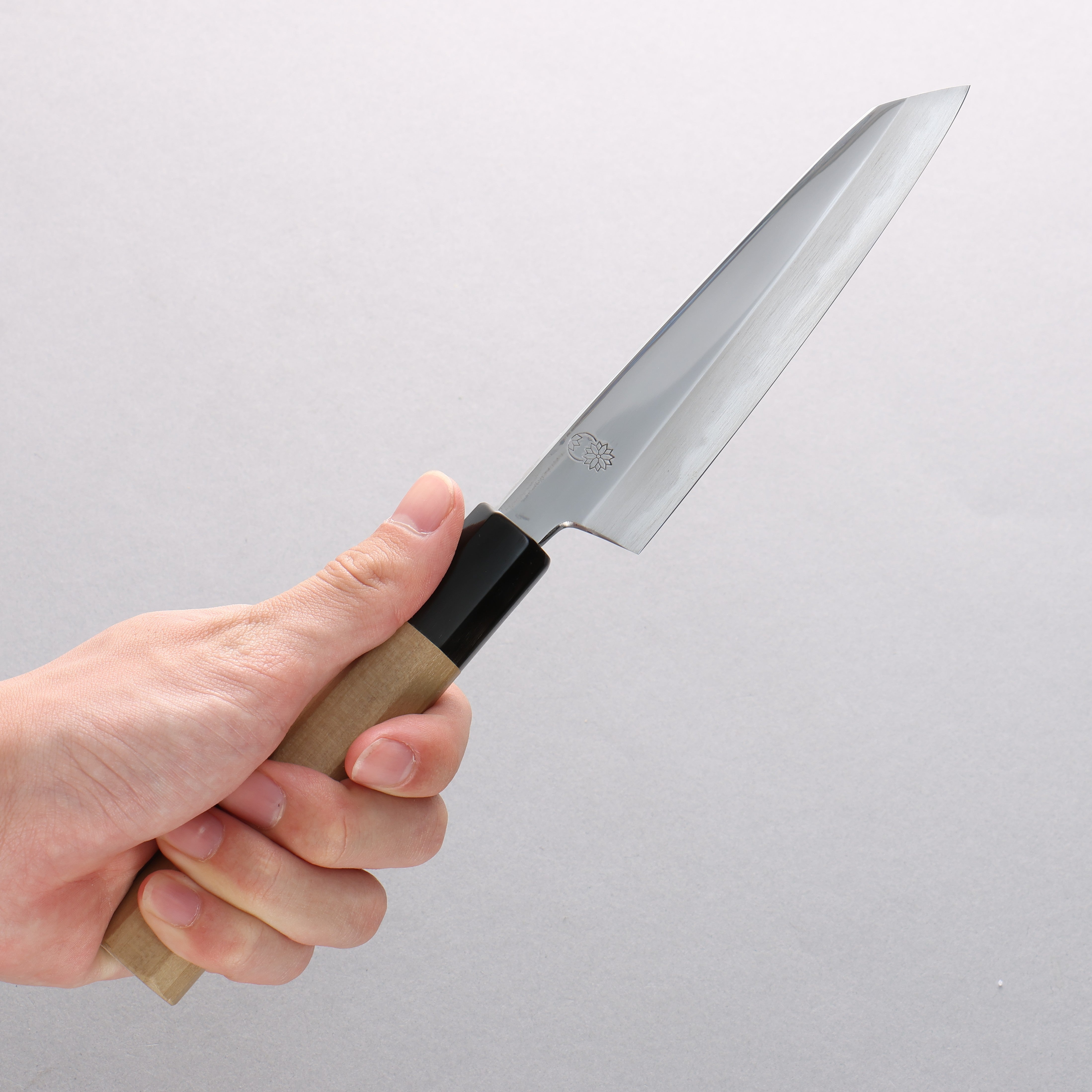 Choyo White Steel Mirrored Finish Kiritsuke Petty-Utility 135mm Magnolia Handle - Japanny - Best Japanese Knife