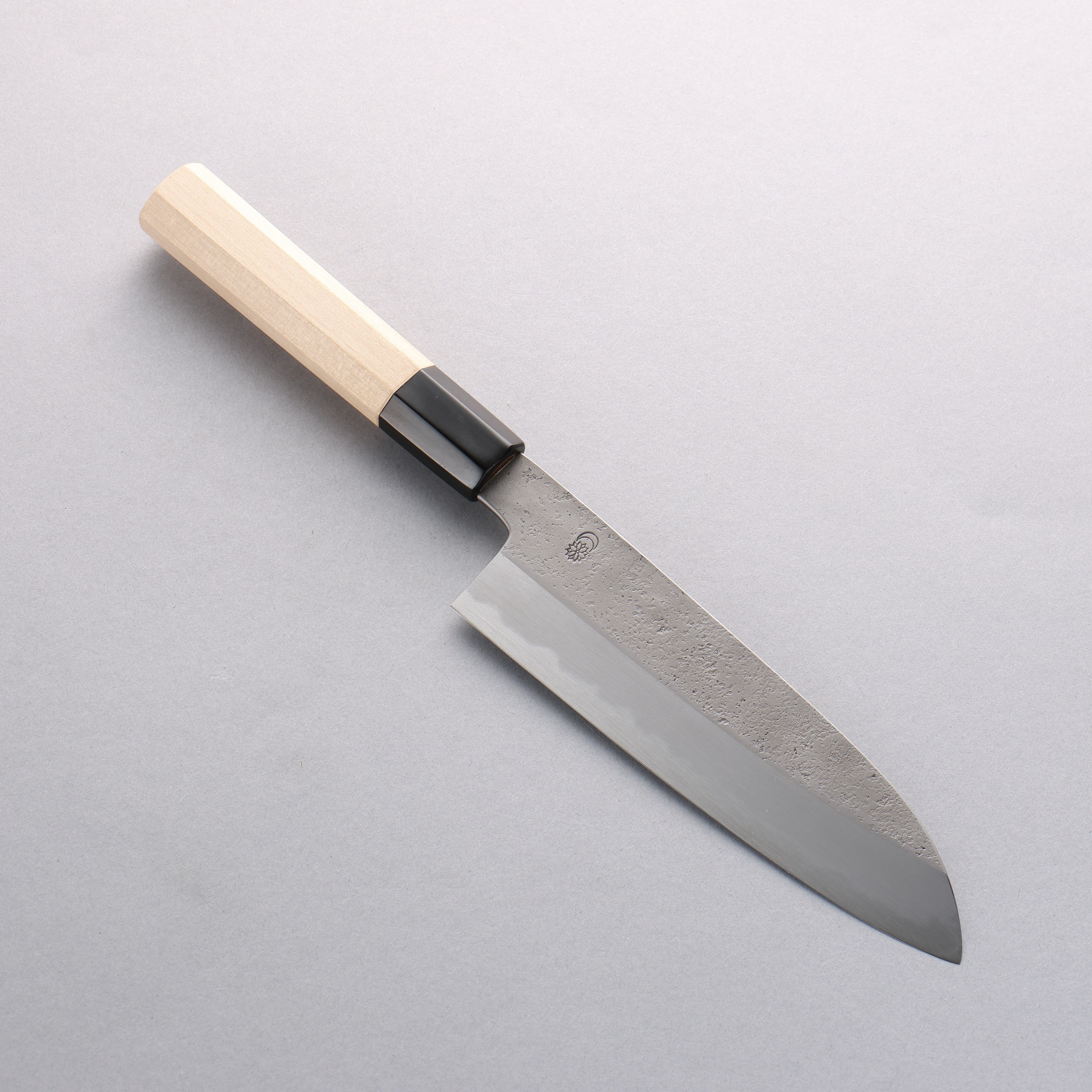 Kikuzuki White Steel No.2 Nashiji Santoku 180mm Magnolia Handle - Japanny - Best Japanese Knife