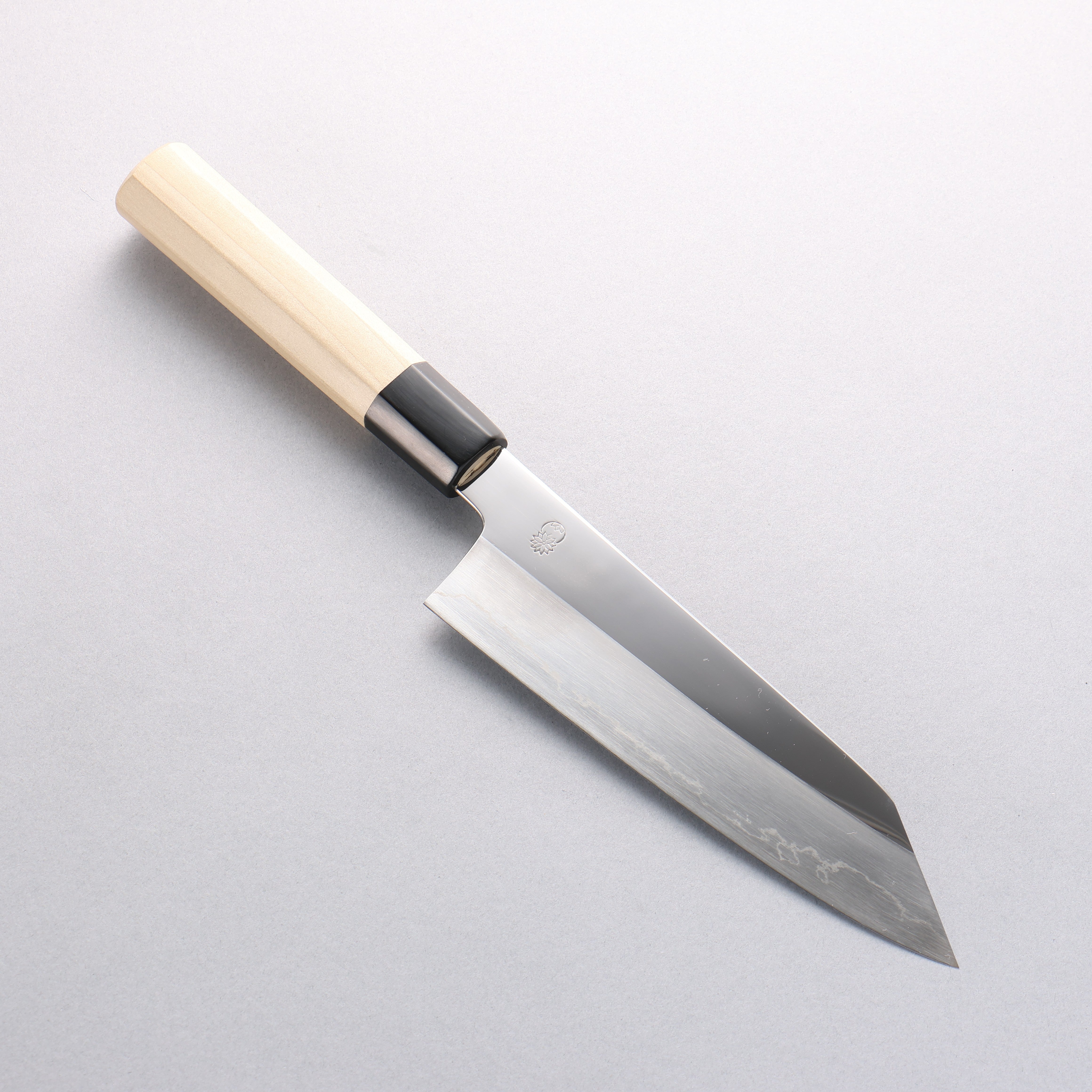 Choyo Silver Steel No.3 Mirrored Finish Kiritsuke Santoku 180mm Magnolia Handle - Japanny - Best Japanese Knife