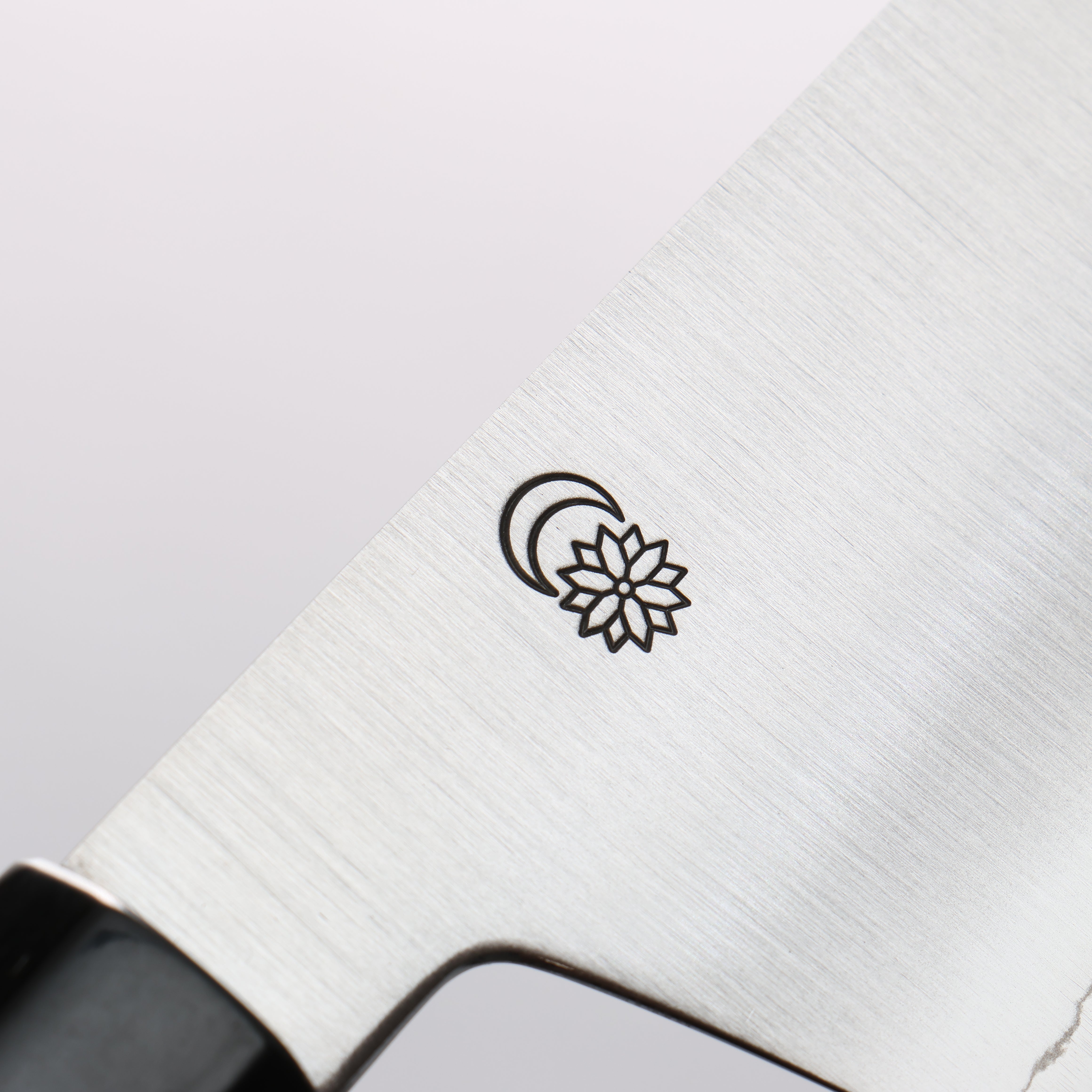 Kikuzuki Silver Steel No.3 Bokashi Gyuto 210mm Magnolia Handle - Japanny - Best Japanese Knife