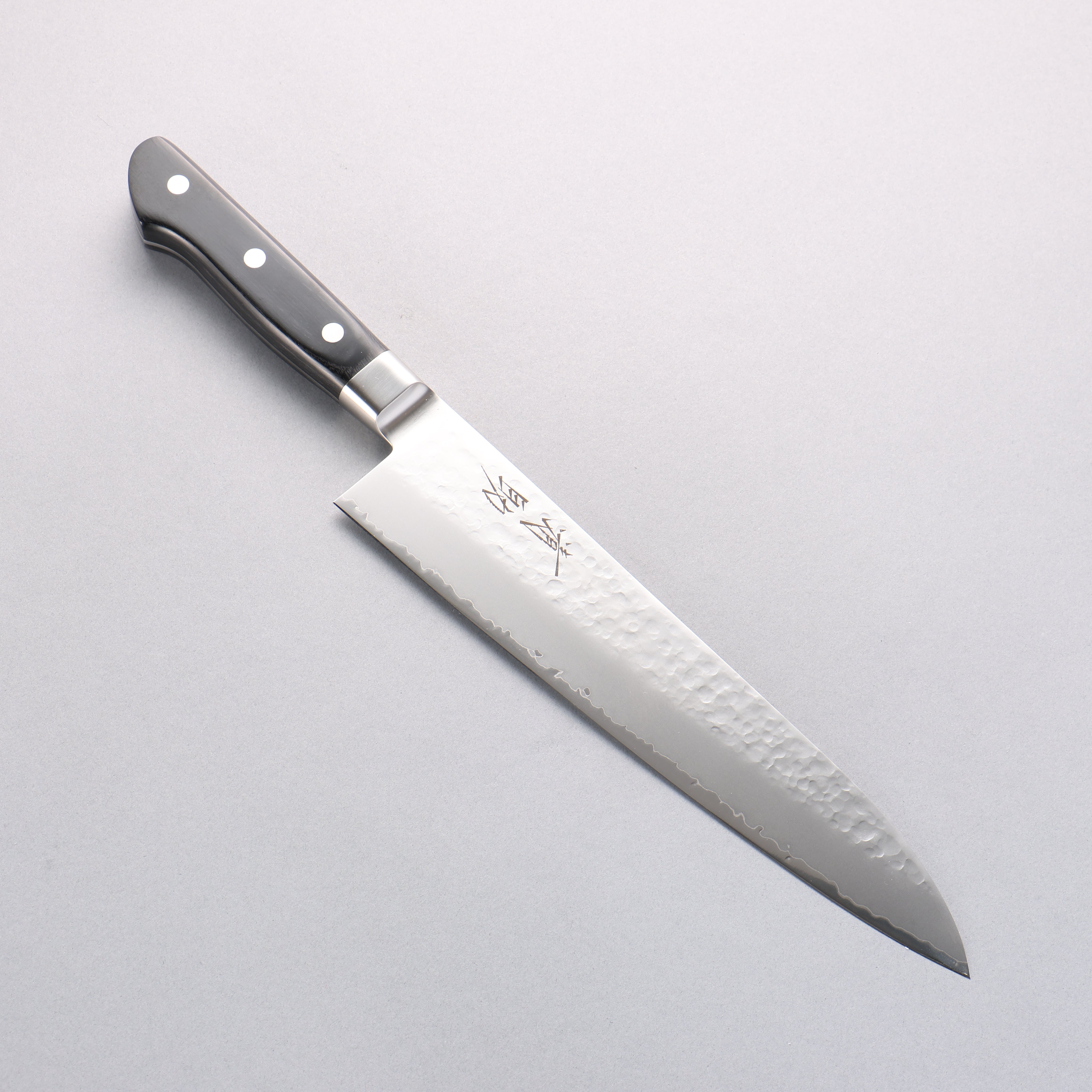 Seisuke VG5 Hammered Kasumitogi Gyuto 240mm Black Pakka wood Handle - Japanny - Best Japanese Knife