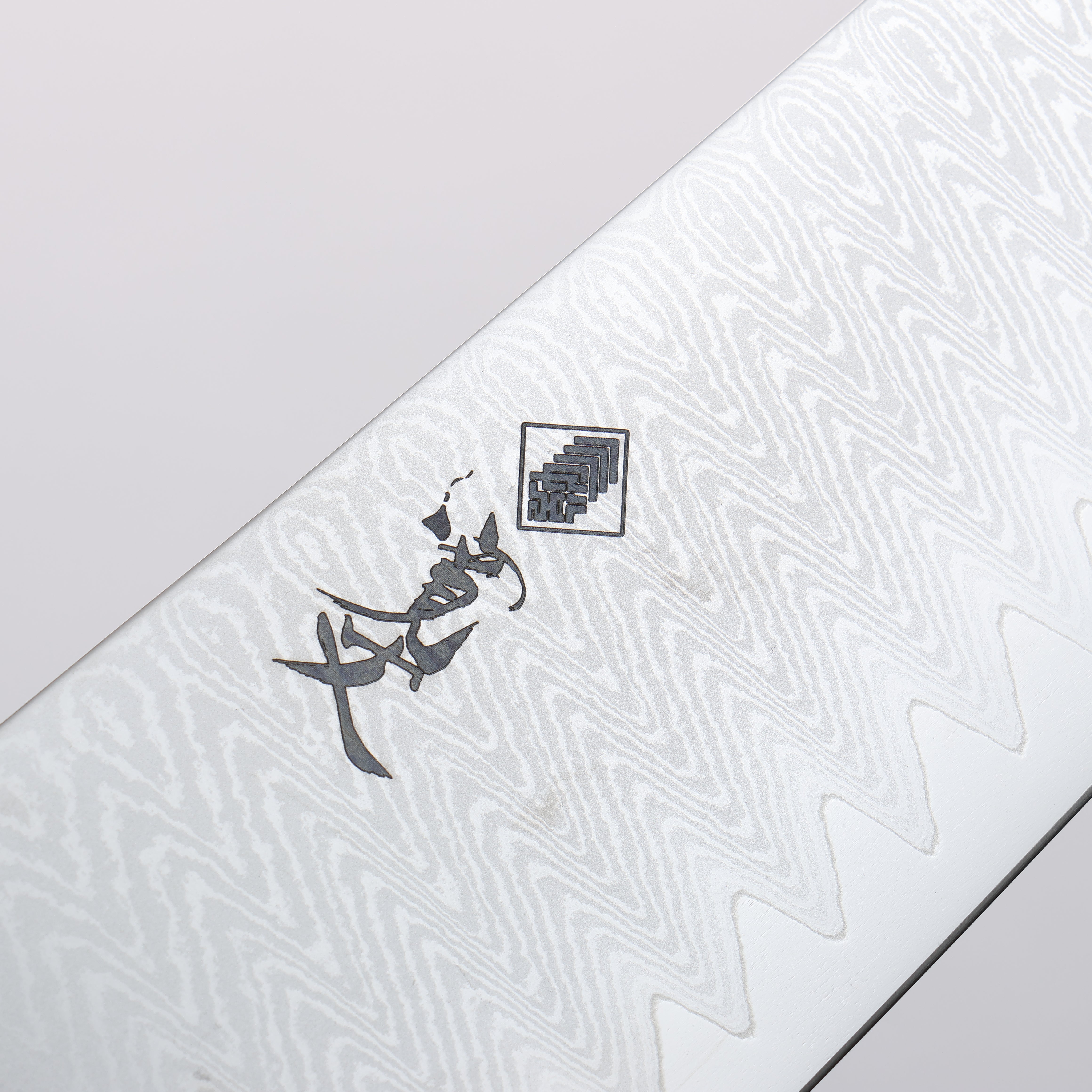 Kanjyo VG10 Damascus Gyuto 240mm Olive tree Handle - Japanny - Best Japanese Knife