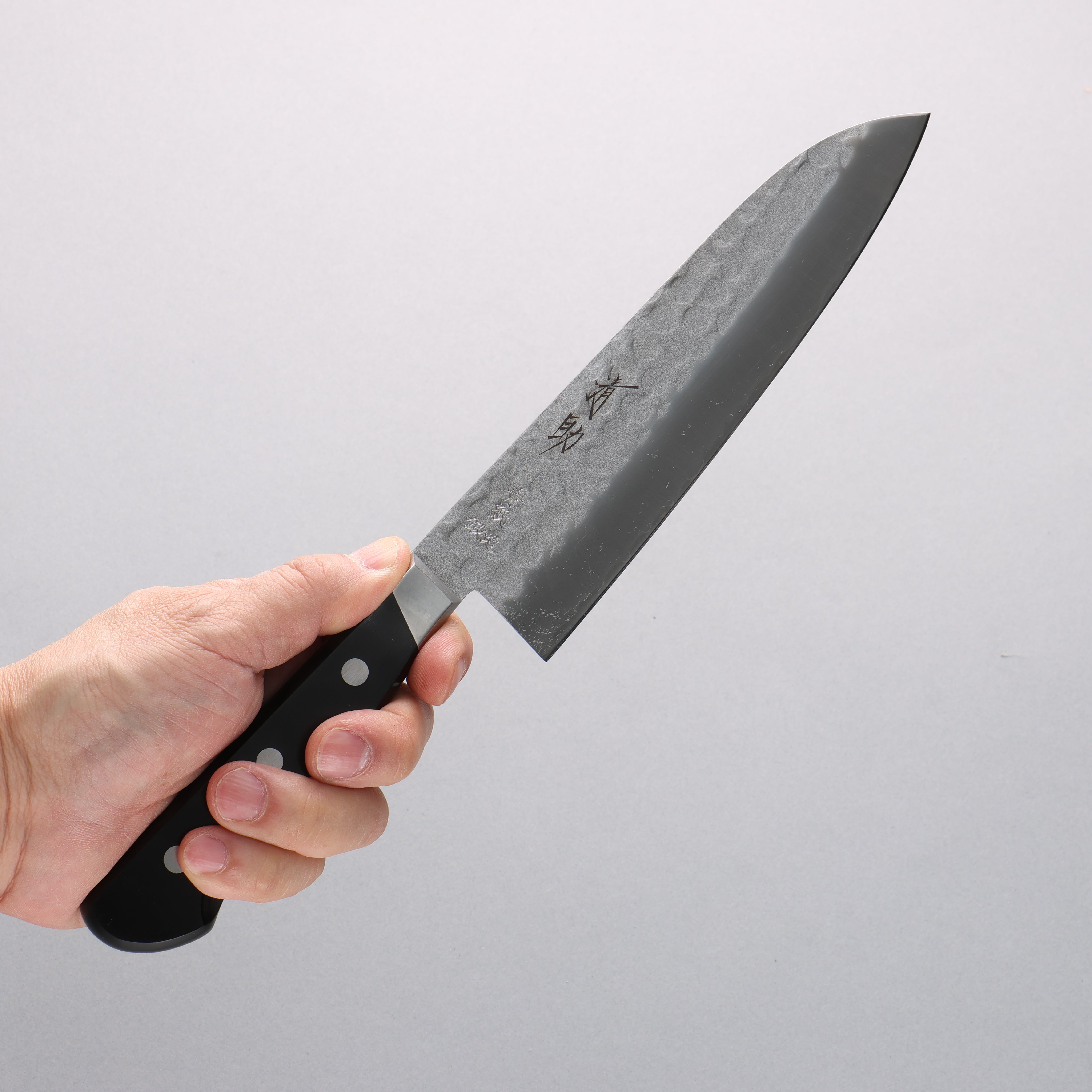 Seisuke Blue Steel No.2 Nashiji Hammered Santoku 180mm Black Pakka wood Handle - Japanny - Best Japanese Knife