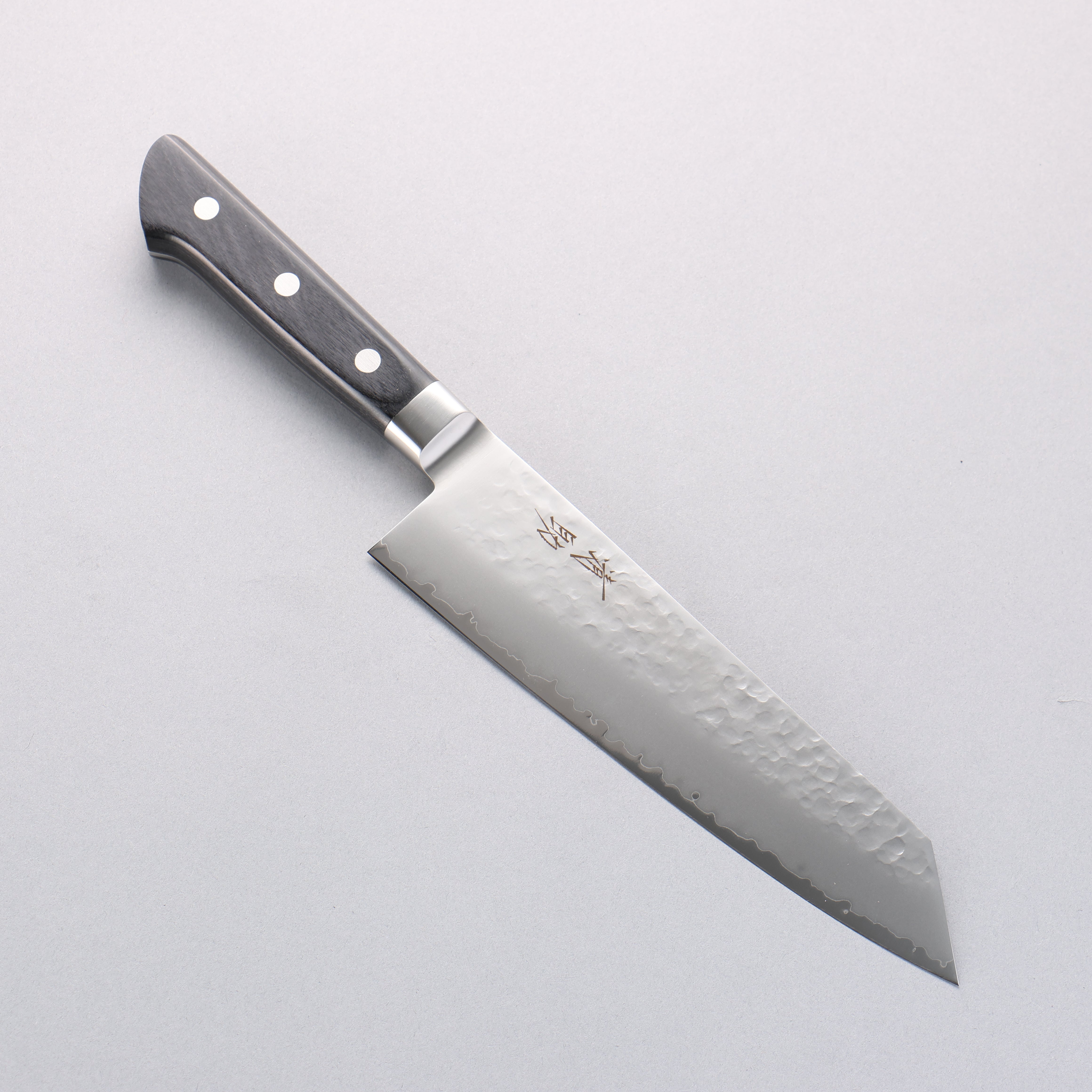 Seisuke VG5 Hammered Kasumitogi Kiritsuke Santoku 190mm Black Pakka wood Handle - Japanny - Best Japanese Knife