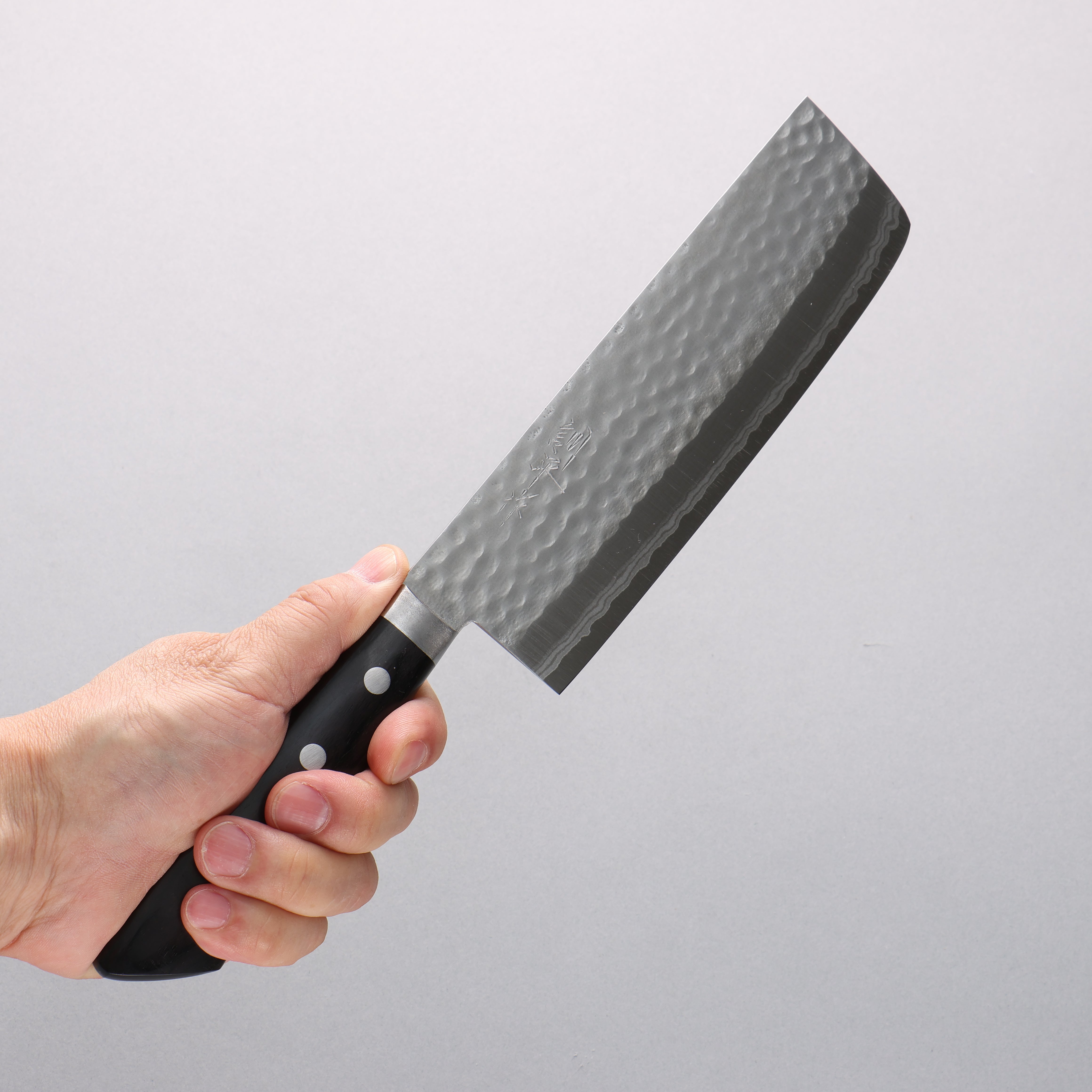 Kunihira Kokuryu VG10 Hammered Damascus Nakiri 165mm Black Pakka wood Handle - Japanny - Best Japanese Knife