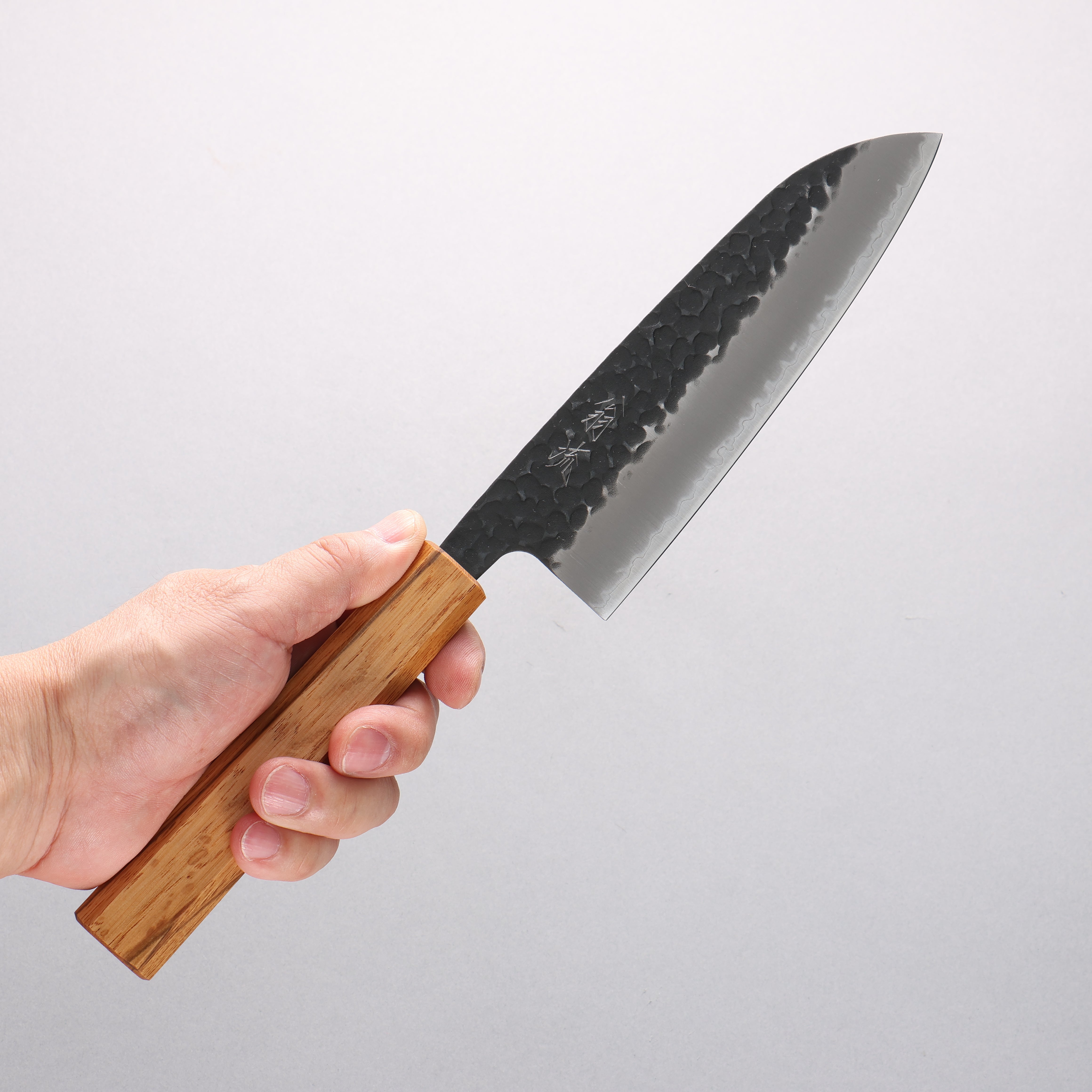 Oul Blue Super Hammered Black Finished Santoku 165mm Oak Handle - Japanny - Best Japanese Knife