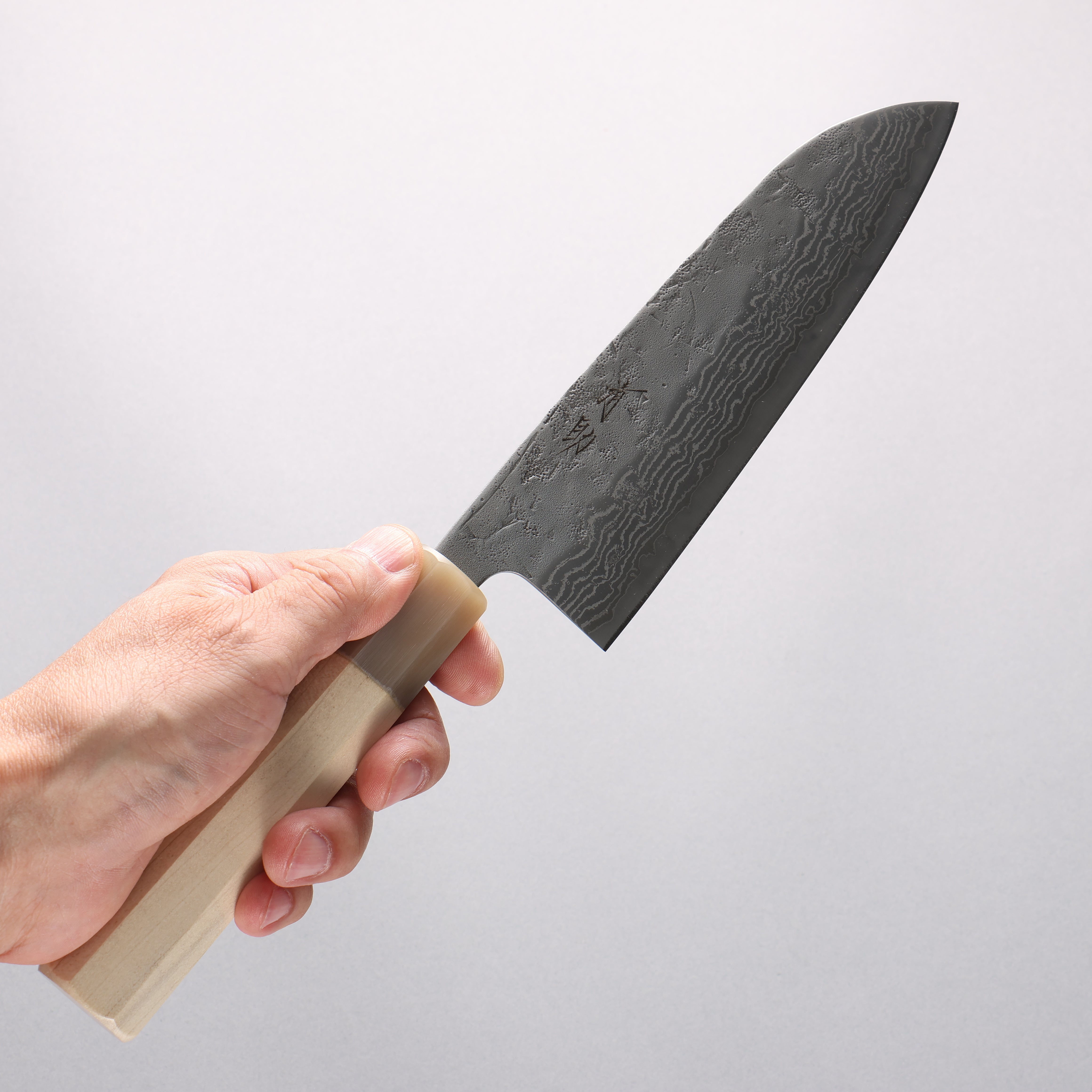 Seisuke Swedish Steel-stn Damascus Washiji Santoku 170mm Magnolia Handle - Japanny - Best Japanese Knife