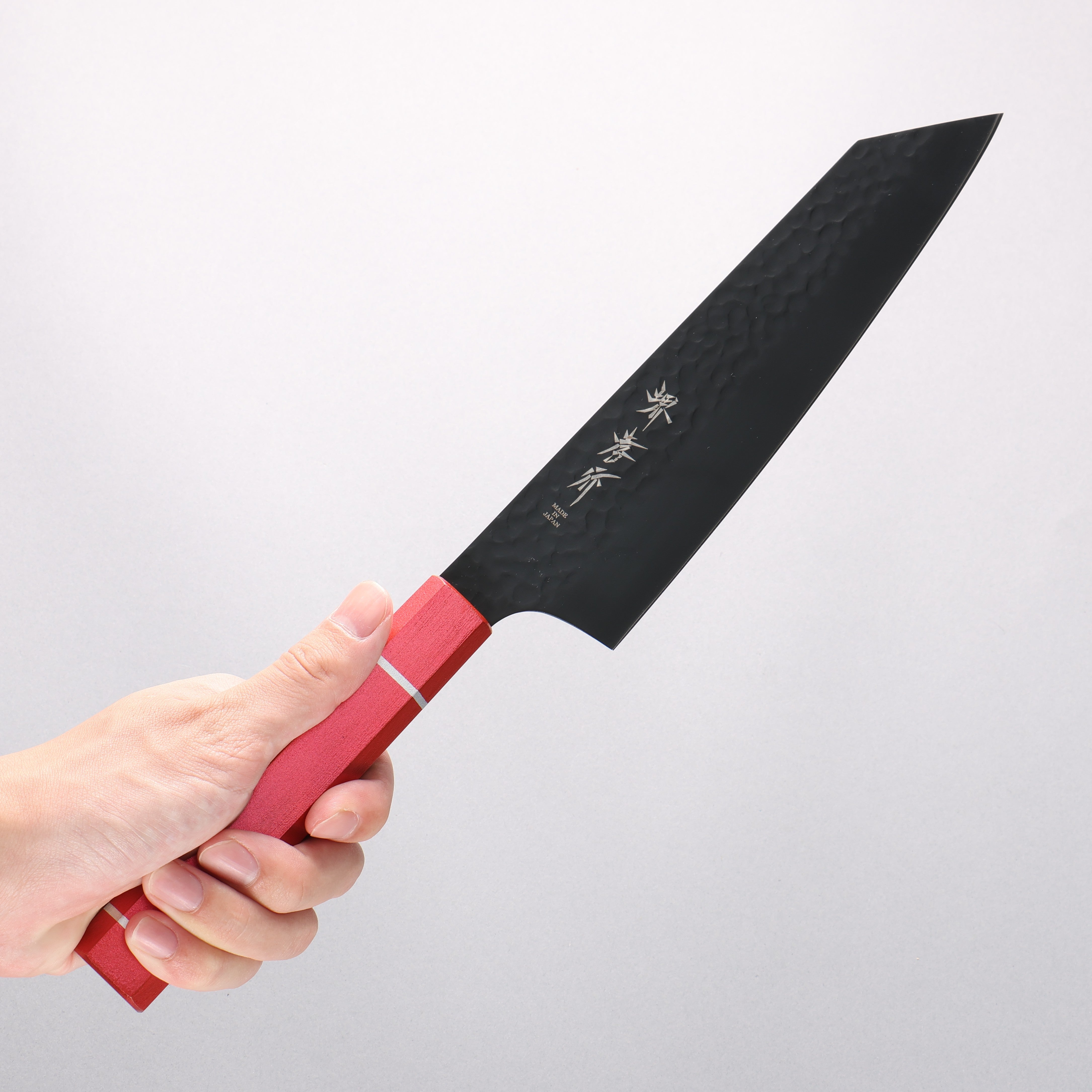 Sakai Takayuki Kurokage VG10 Hammered Teflon Coating Kengata Gyuto 190mm Live oak Lacquered (Kouseki) Handle - Japanny - Best Japanese Knife