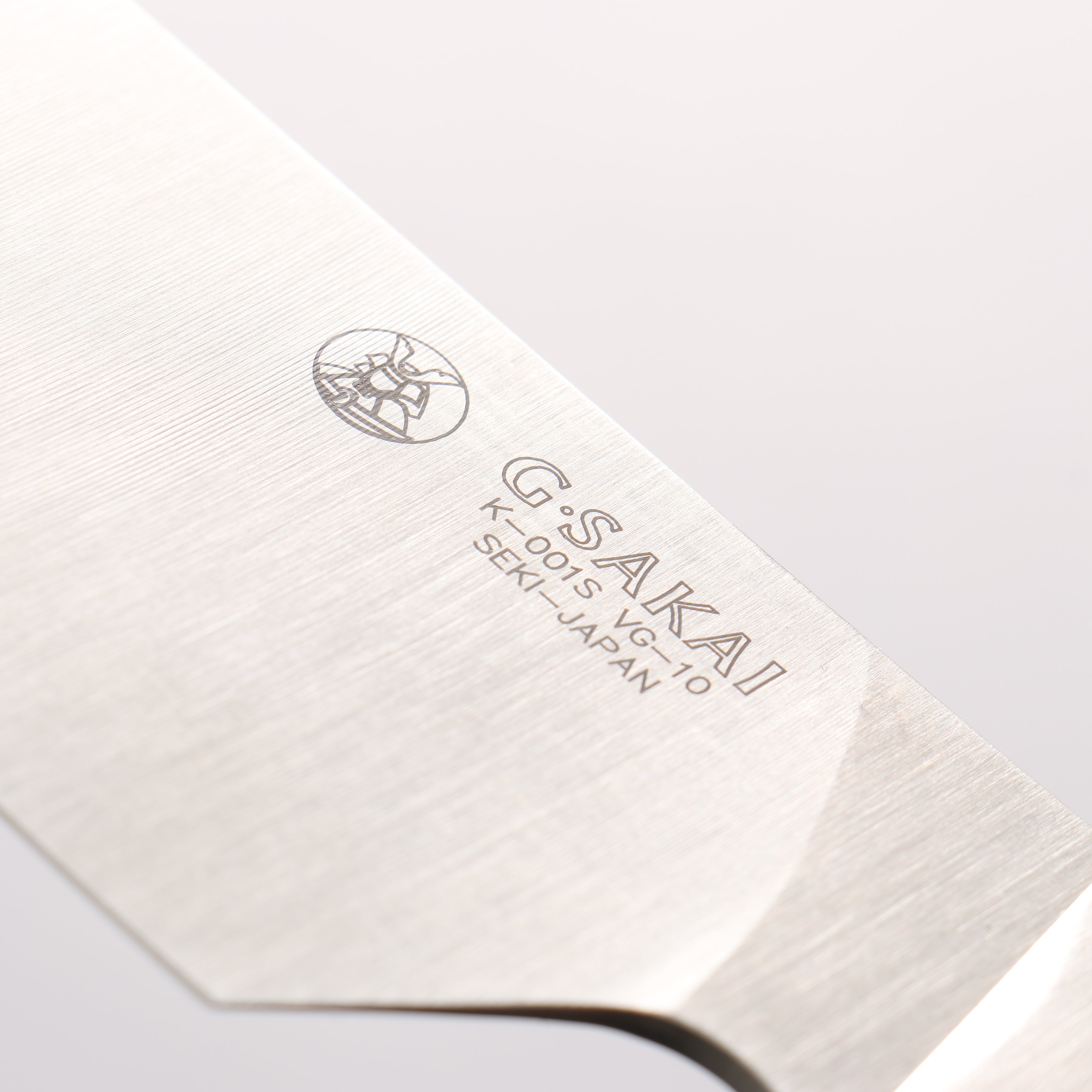 G.Sakai VG10 Santoku 165mm G-10 (Red) Handle - Japanny - Best Japanese Knife