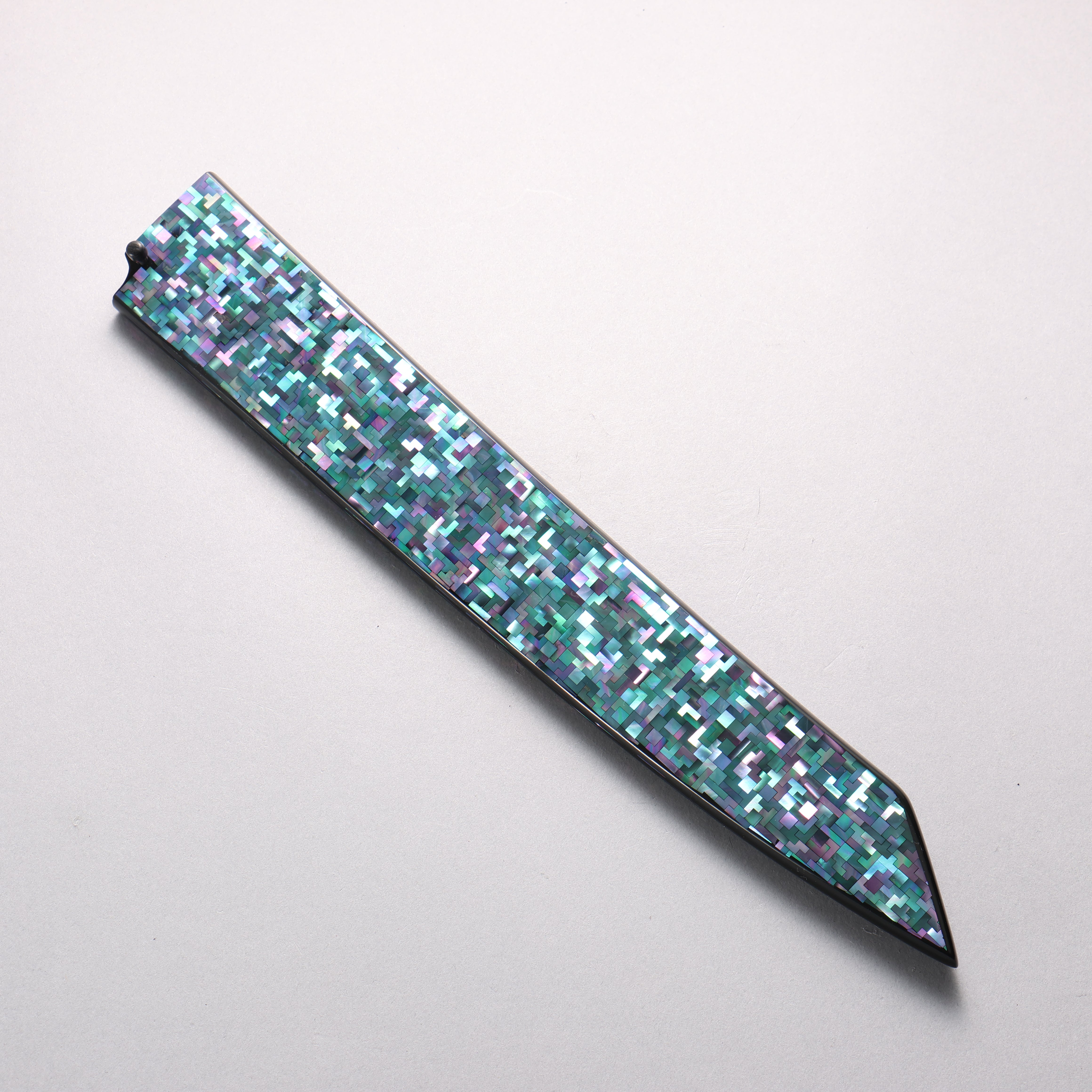 Sakai Takayuki Honyaki Hien VG10 Mirrored Finish Kengata Yanagiba 300mm Black Lacquered (with Mother of Pearl inlay) Handle with Sheath Tetris Pattern MOP inlay (���E�����������������) - Japanny - Best Japanese Knife