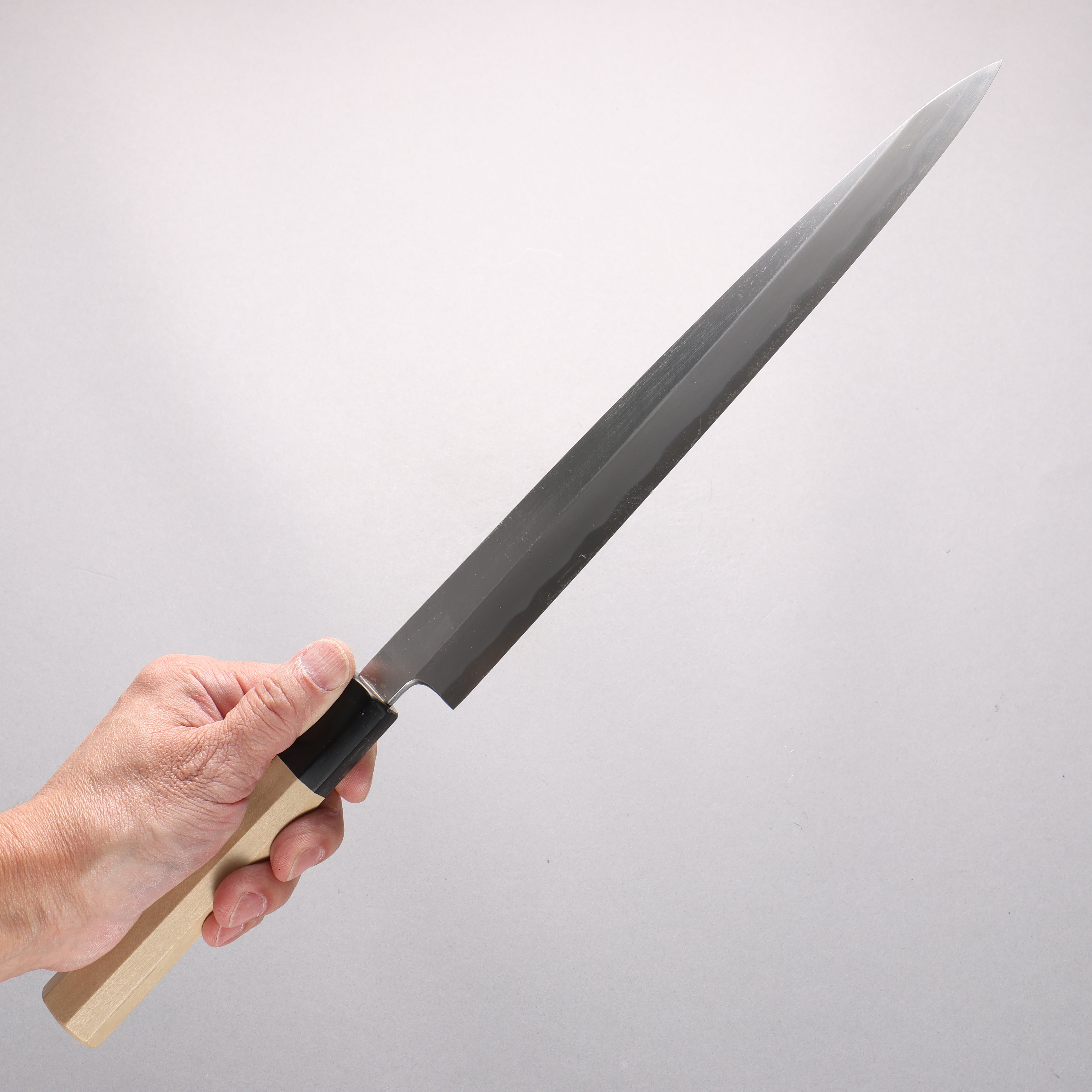 Minamoto Akitada Blue Steel No.1 Yanagiba 270mm Magnolia (Ferrule: Water Buffalo Horn) Handle - Japanny - Best Japanese Knife