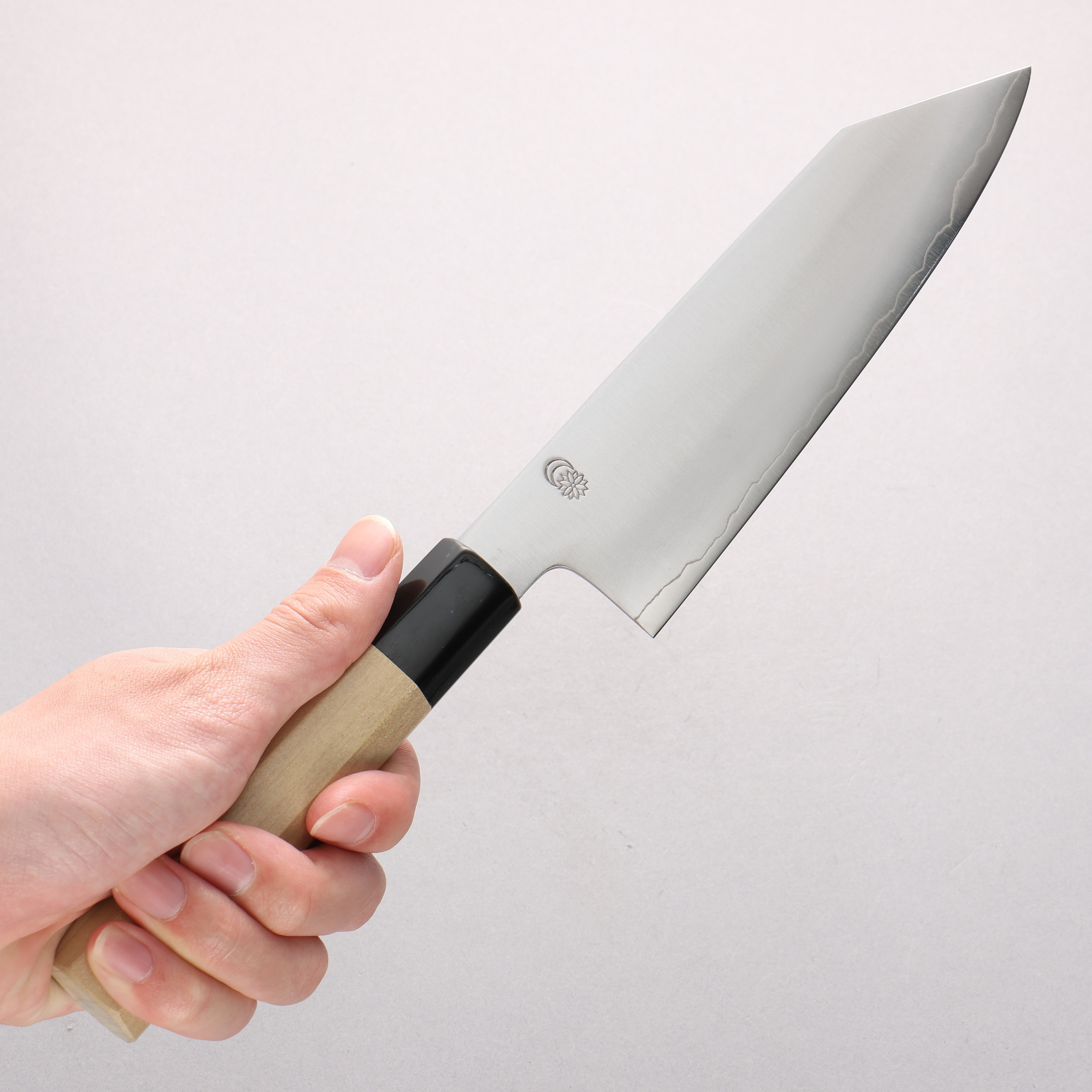 Kikuzuki Silver Steel No.3 Bokashi Kiritsuke Santoku 180mm Magnolia Handle - Japanny - Best Japanese Knife