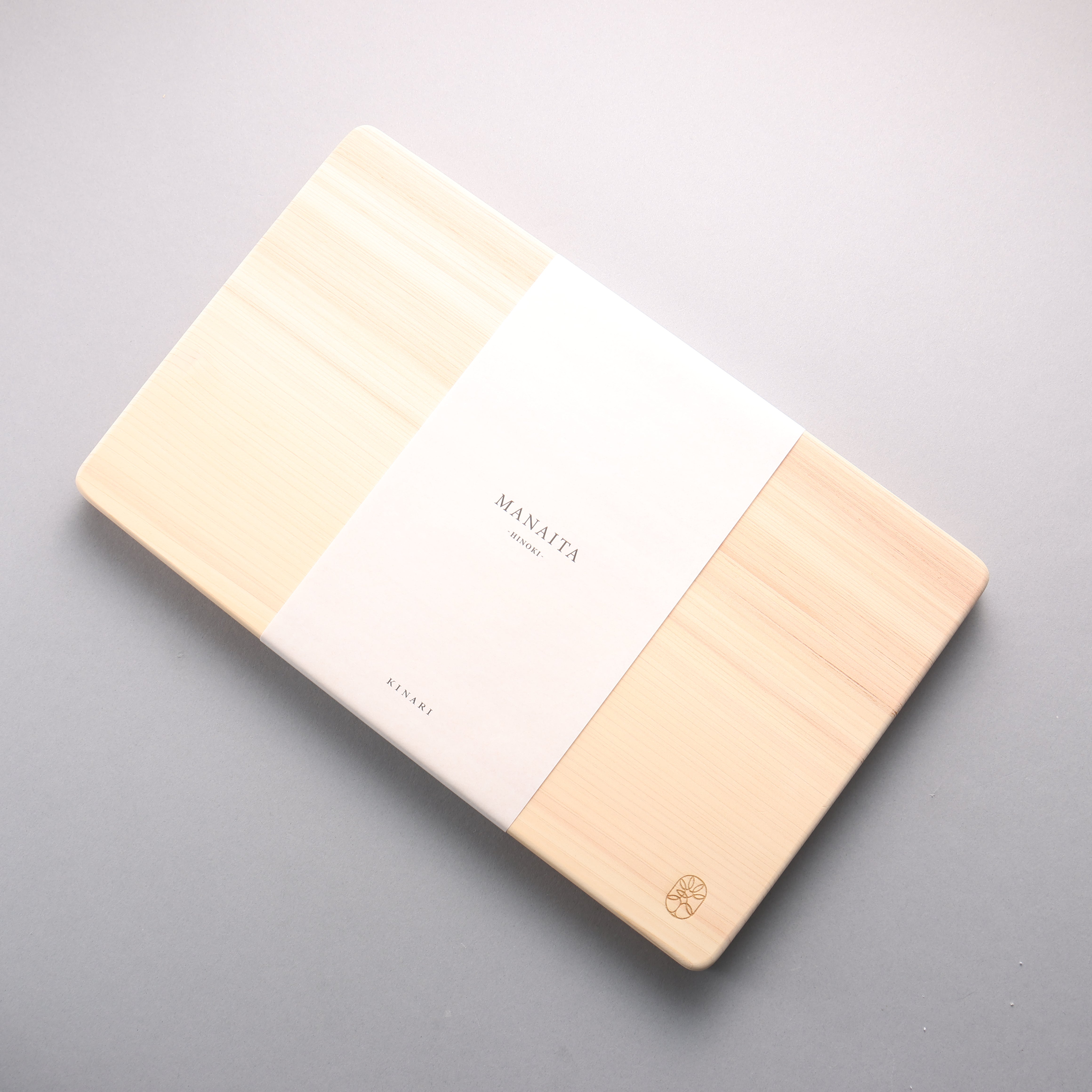 KINARI Japanese Cypress Cutting Board Standard (標準) 360 x 220 x 25mm - Japanny - Best Japanese Knife