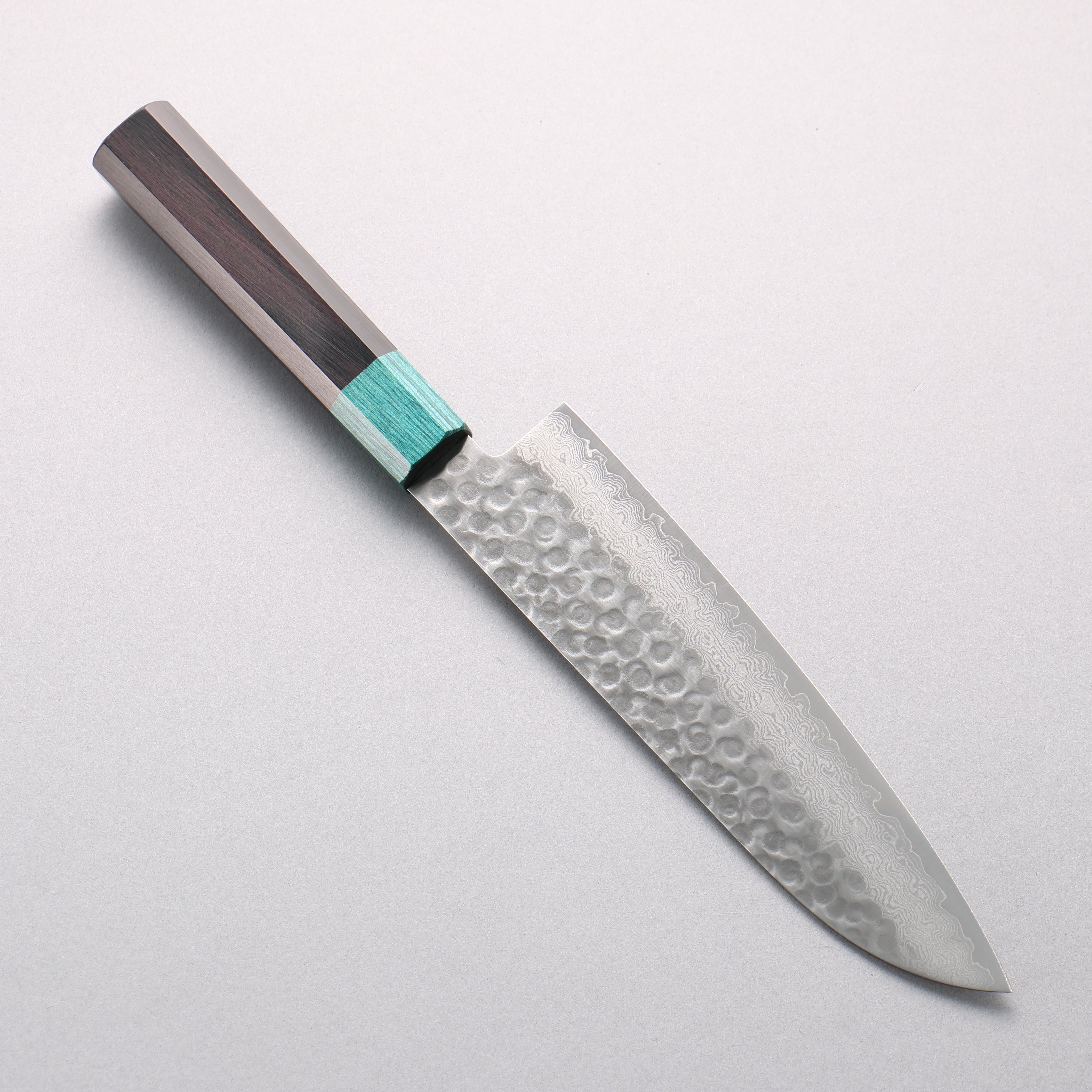 Seisuke VG10 Hammered Damascus Santoku 180mm Black Pakka wood(ferrule: Green Pakka wood) Handle - Japanny - Best Japanese Knife