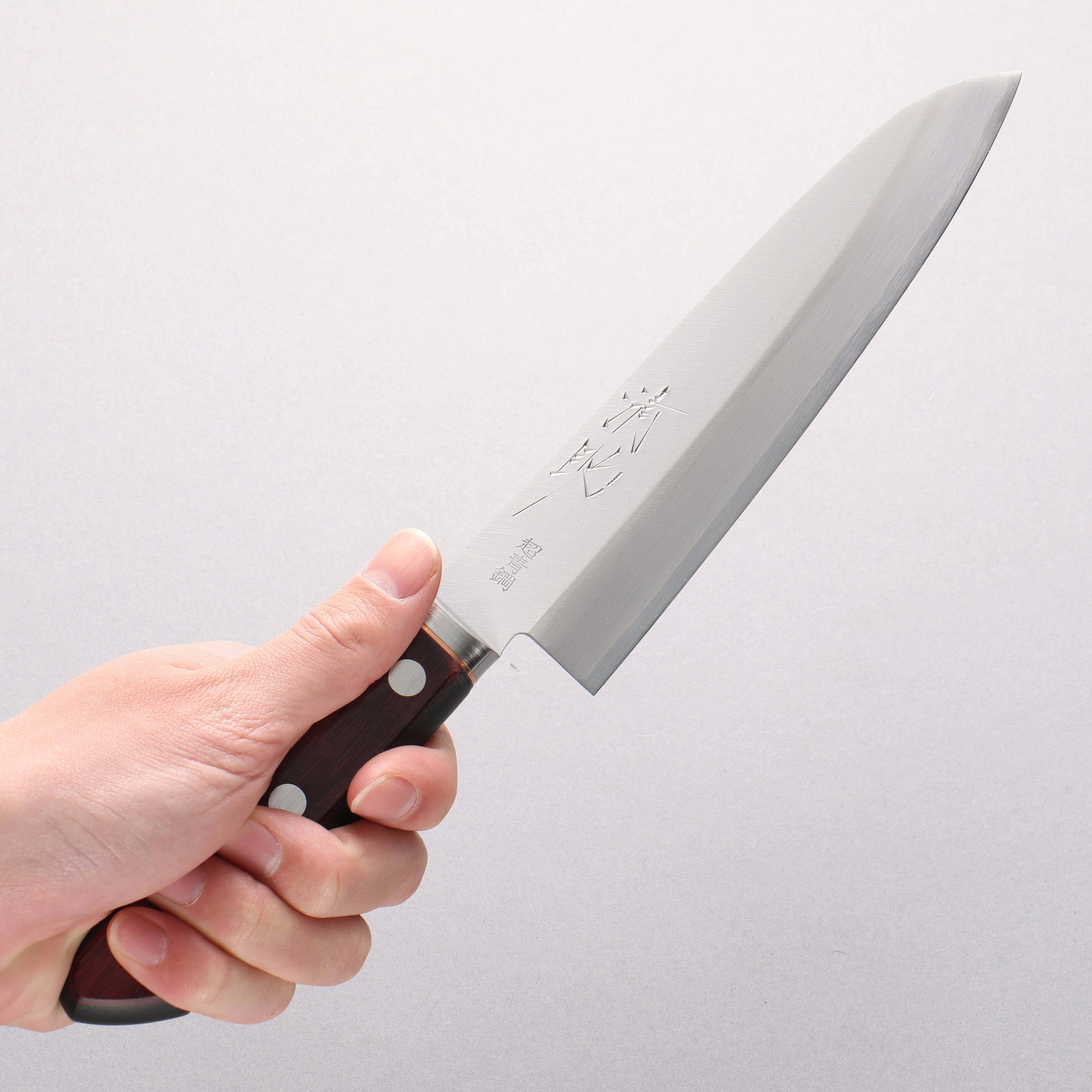 Seisuke Blue Super Migaki Finished Gyuto 180mm Red and Black Pakka wood Handle - Japanny - Best Japanese Knife