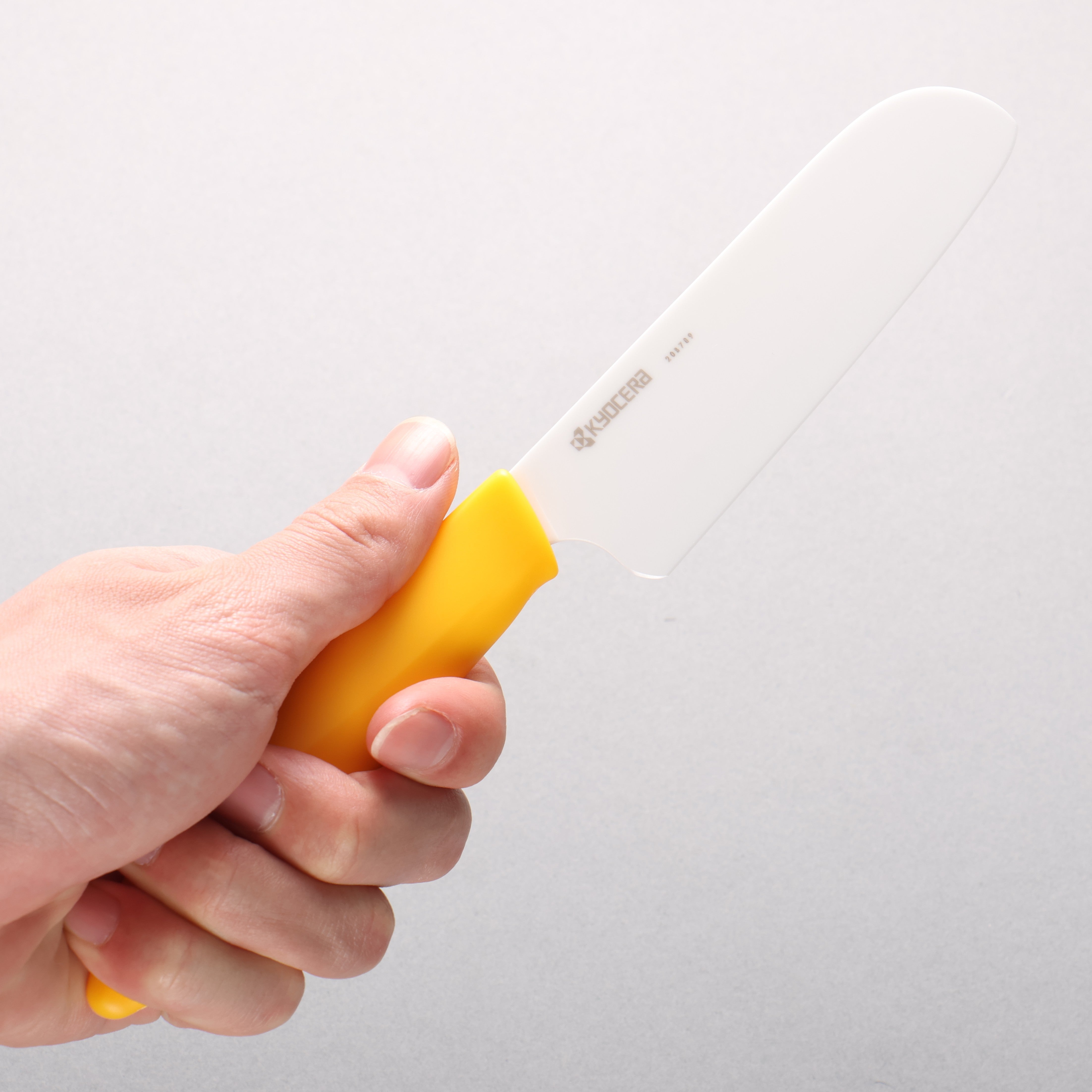 MT Fine ceramic Kitchen Knife for Kids 105mm - Japanny - Best Japanese Knife