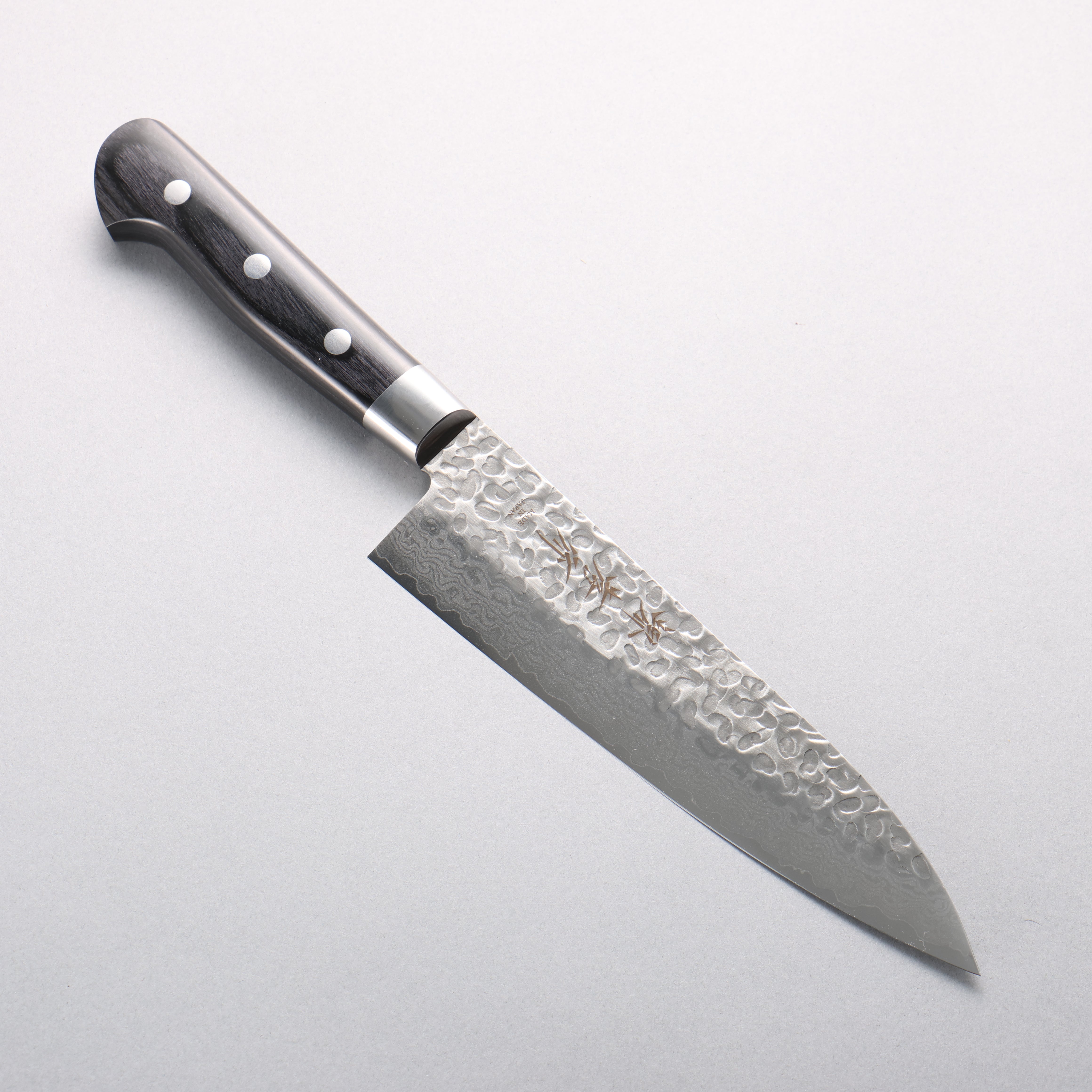 Sakai Takayuki VG10 Hammered Damascus 17 Layer Gyuto 180mm Black Pakka wood Handle - Japanny - Best Japanese Knife