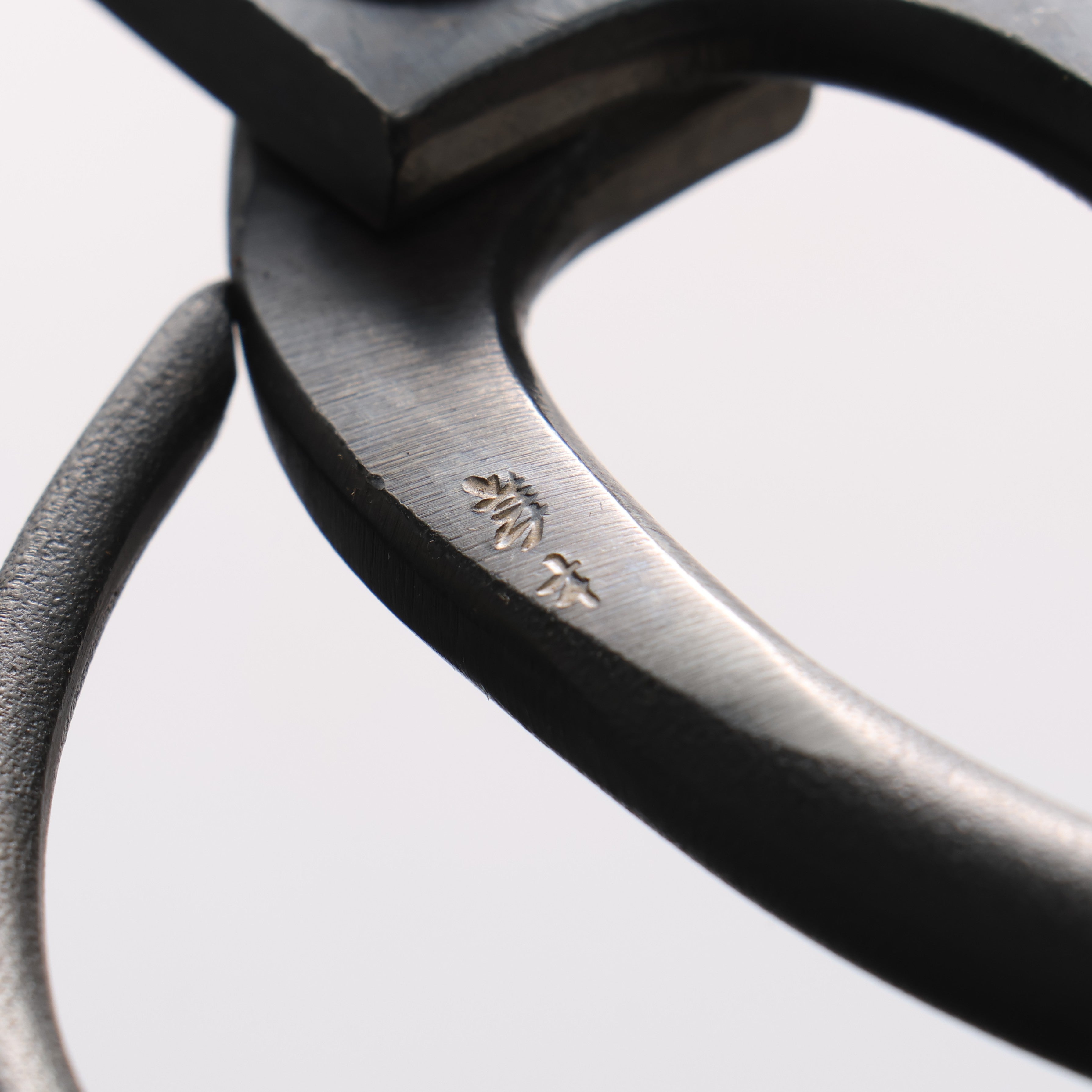 Mimatsu Koryu Carbon steel Gardening Shears 165mm - Japanny - Best Japanese Knife