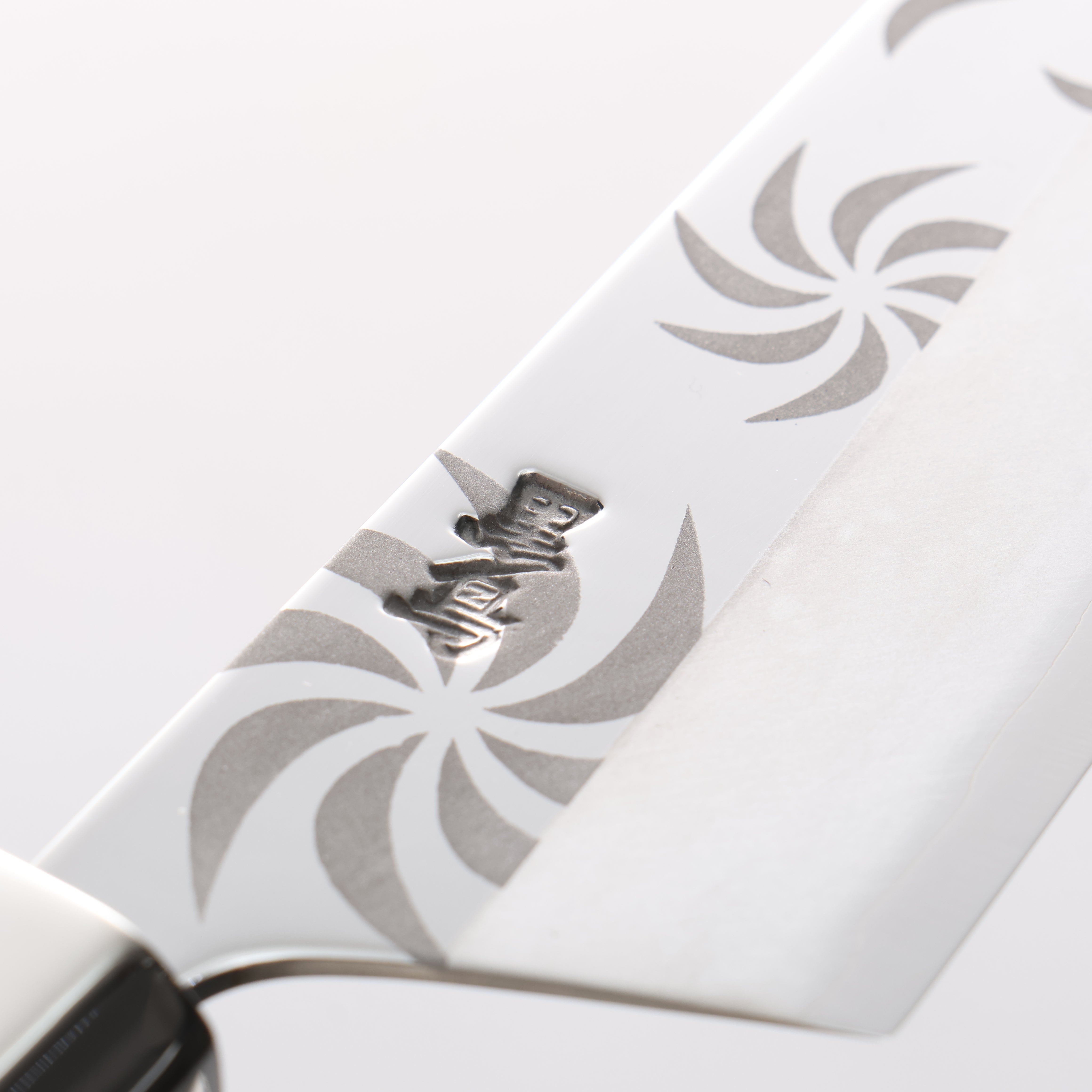 Kurotori Silver Steel No.3 Migaki Finished Petty-Utility 150mm Walnut Handle Kemanmon