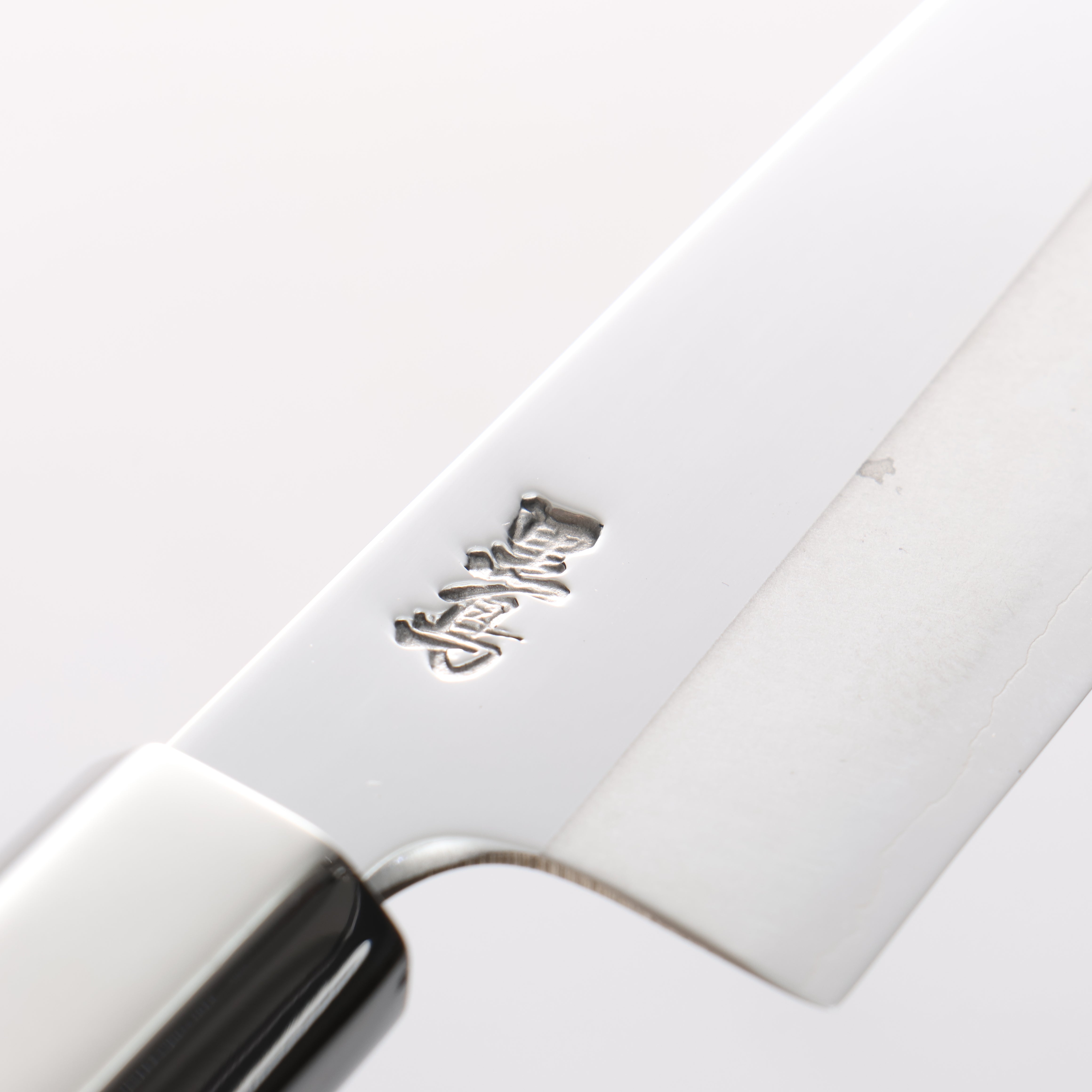 Kurotori Silver Steel No.3 Migaki Finished Western Style 135mm Walnut Handle