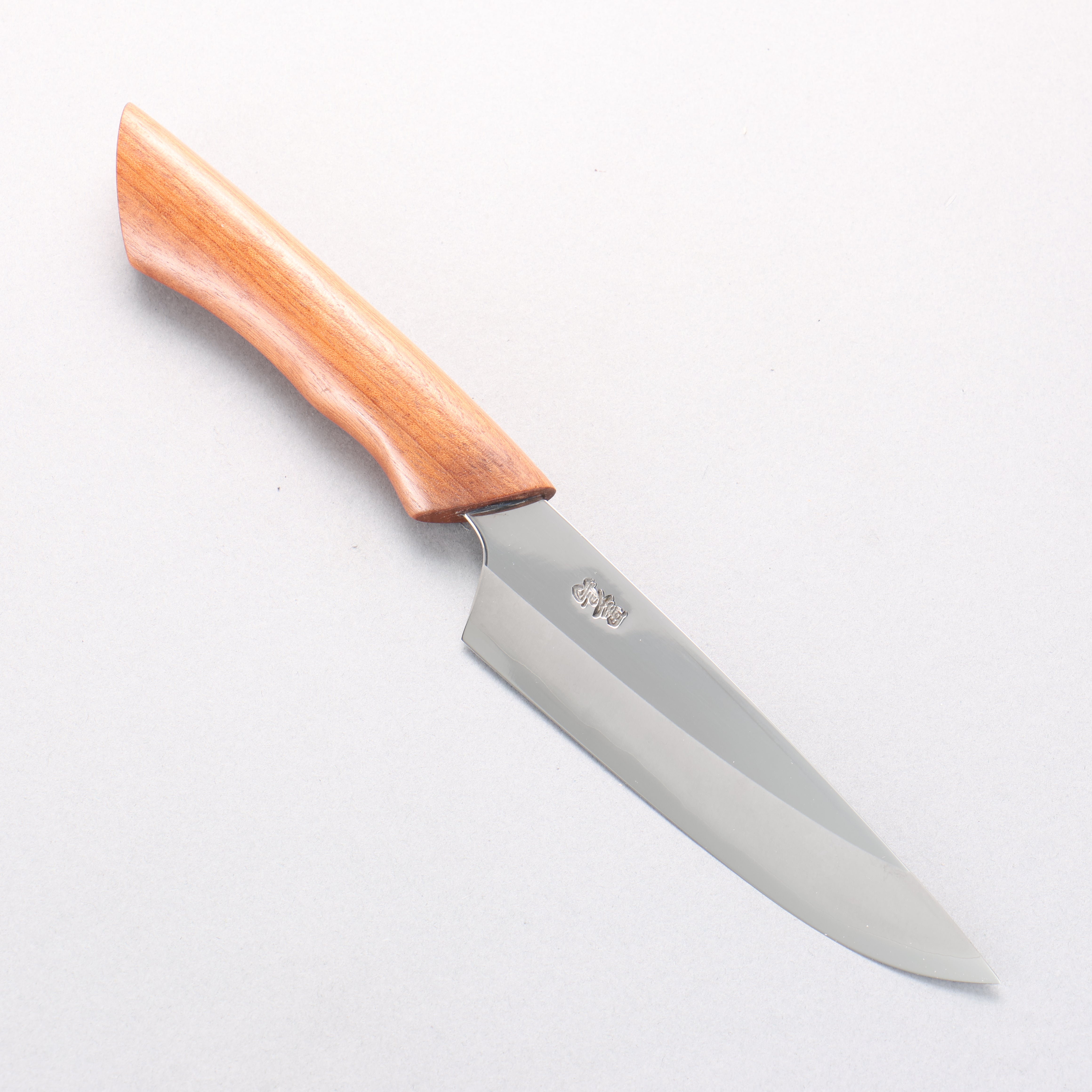 Kurotori Silver Steel No.3 Migaki Finished Petty-Utility 135mm Chinese Quince Handle with Sheath