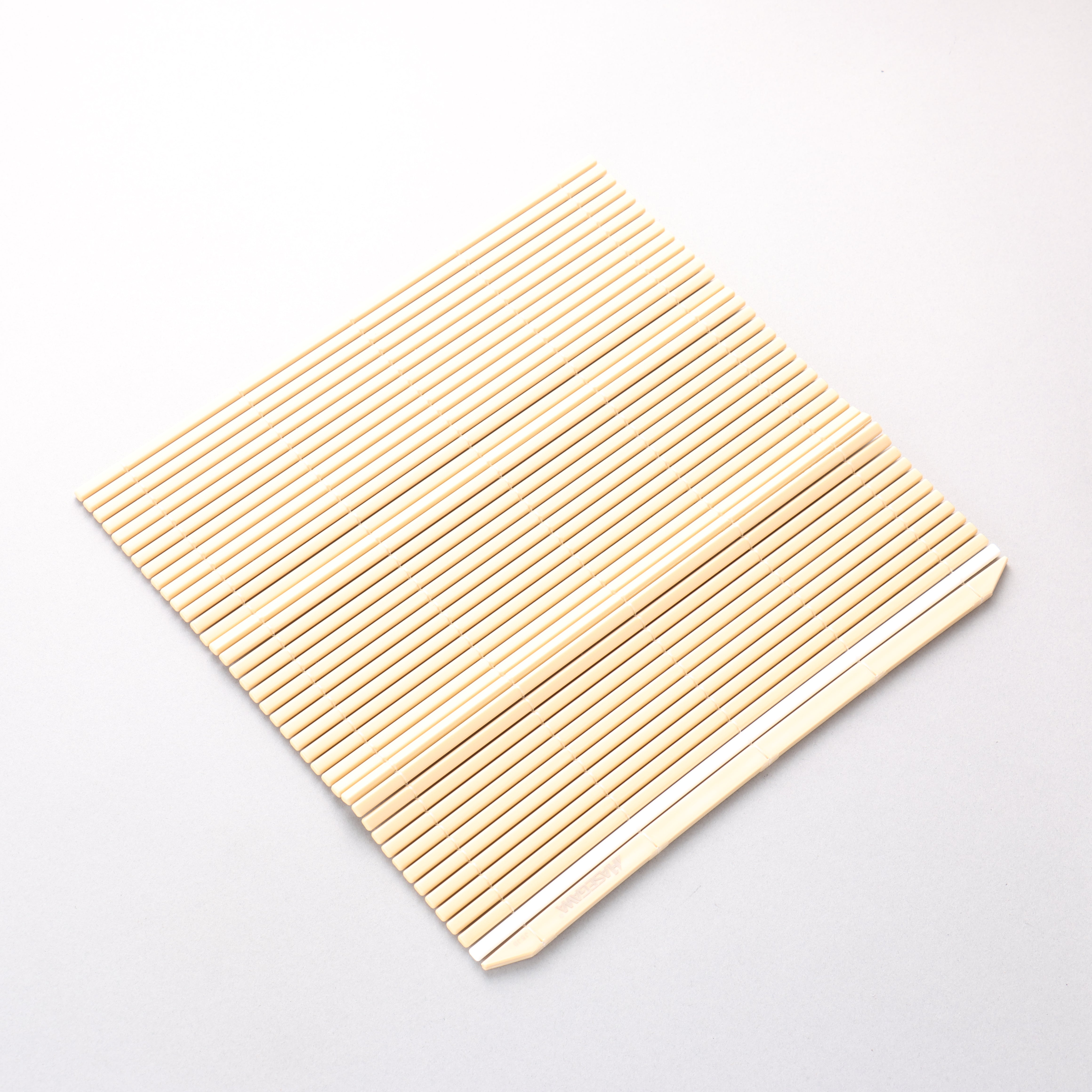 Hasegawa Cutting Board Sushi Roll Mat M 250mm x 240mm - Japanny - Best Japanese Knife