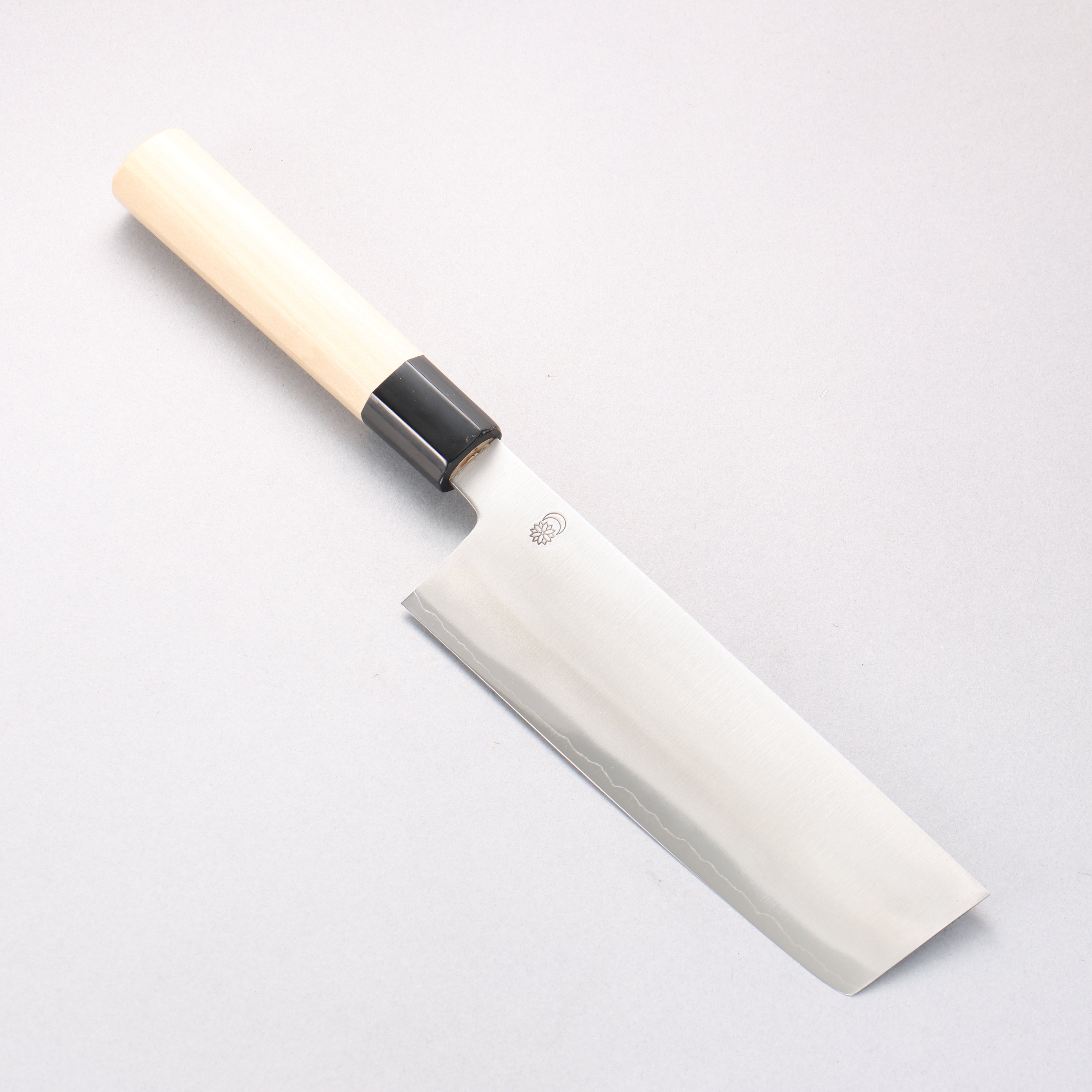 Kikuzuki Silver Steel No.3 Bokashi Nakiri 180mm Magnolia Handle
