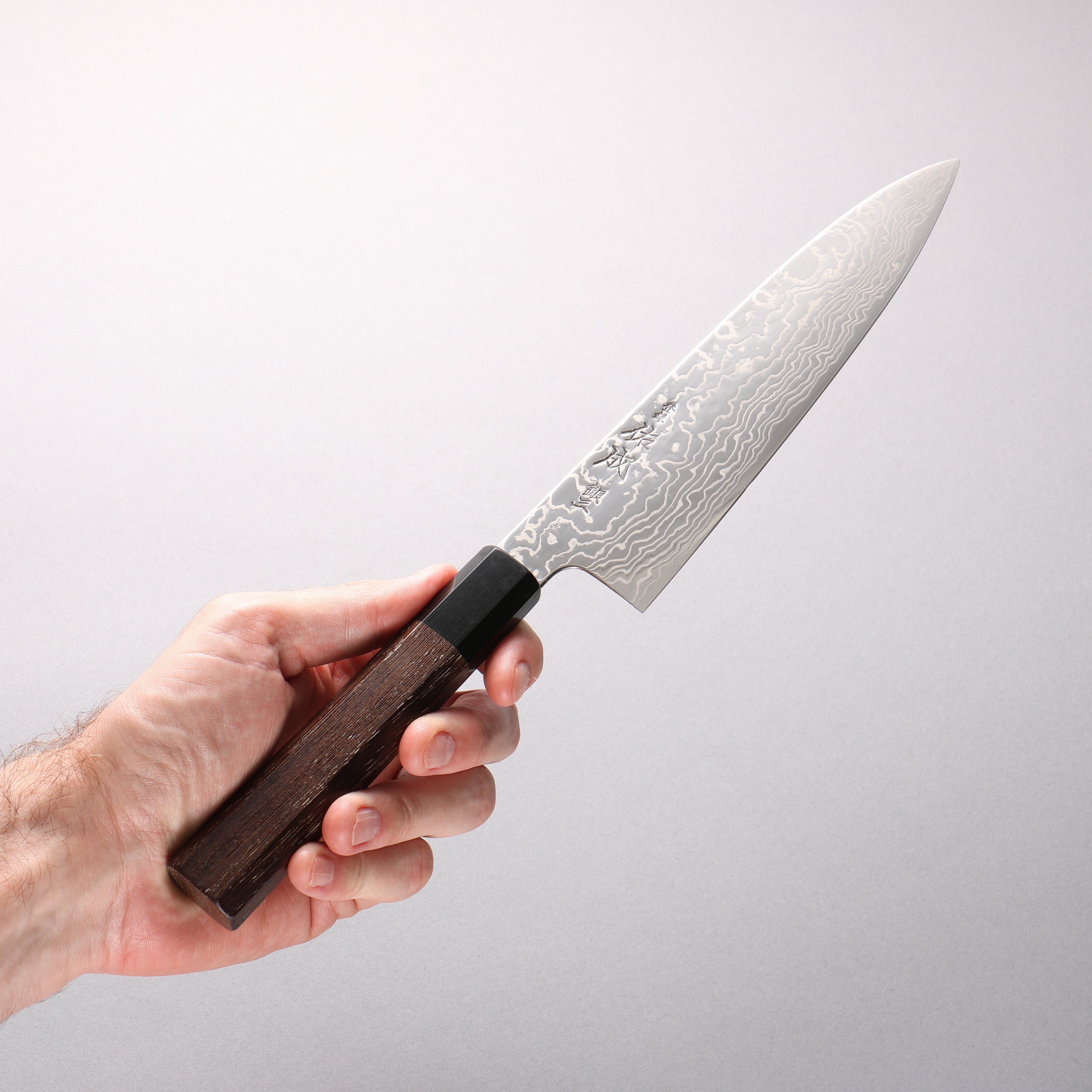 Sukenari Silver Steel No.3 Mirrored Finish Damascus Gyuto 210mm Wenge (ferrule: Black Buffalo Horn) Handle