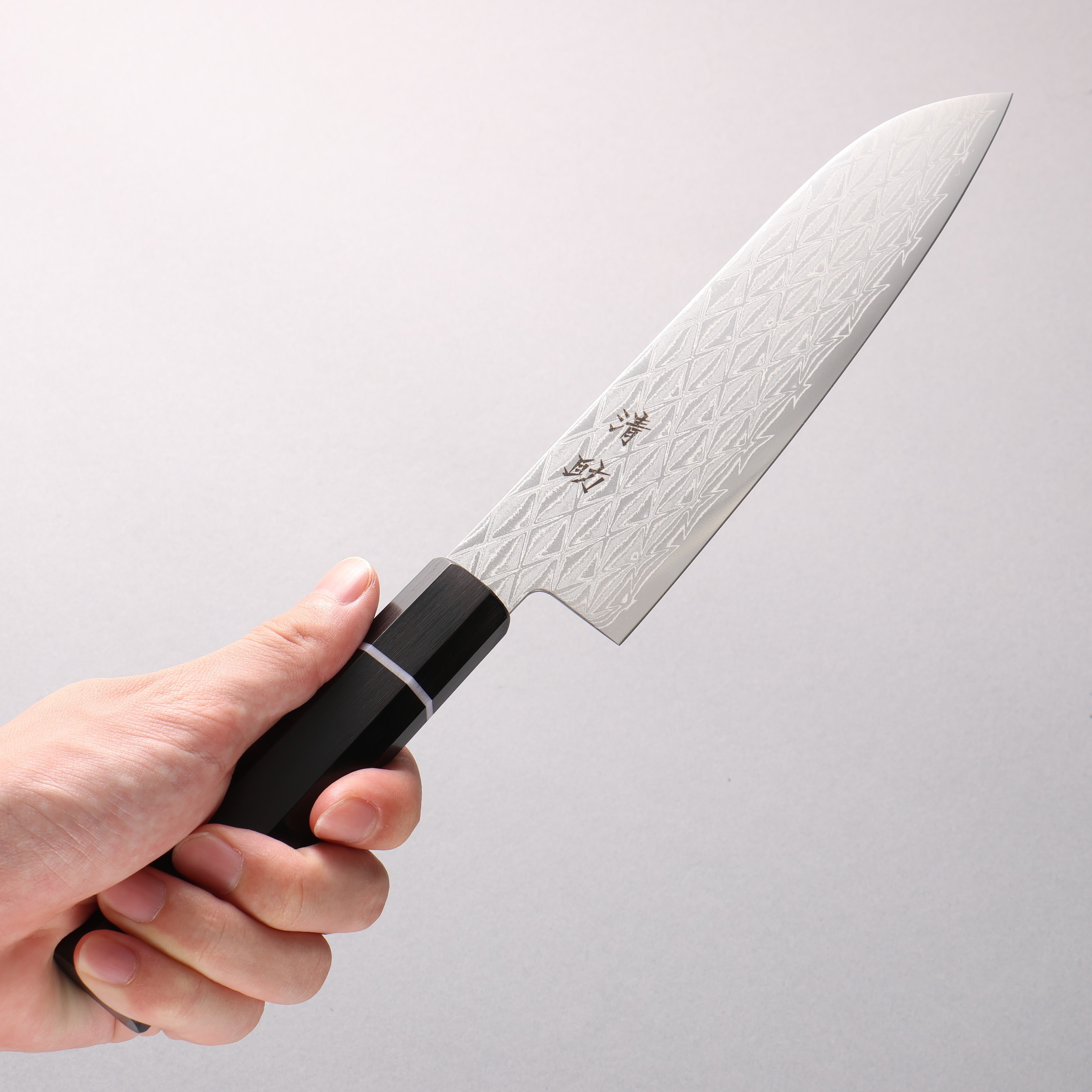 Seisuke AUS10 Mirror Crossed Santoku 180mm Black Pakka wood Handle - Japanny - Best Japanese Knife