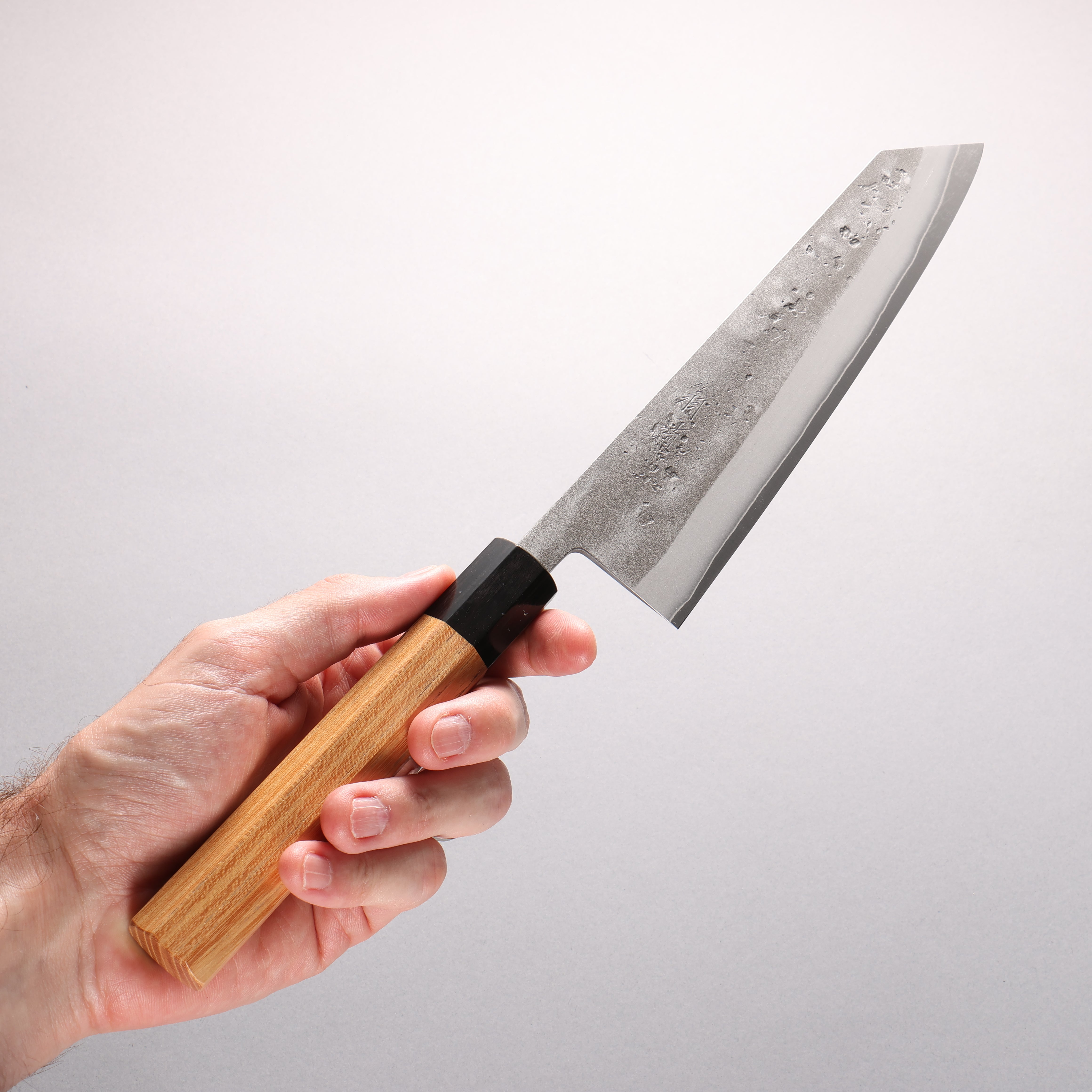 Oul SLD Nashiji Kiritsuke Gyuto 200mm Japanese Elm (Ferrule: Black Pakka Wood) Handle