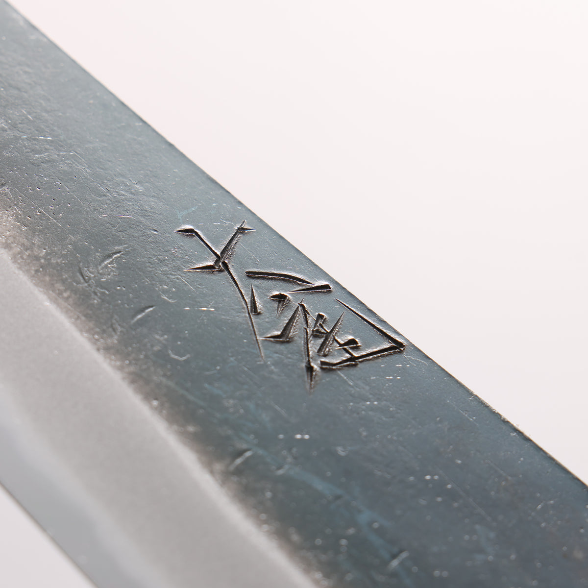 Yuma Oba Blue Steel No.2 Black Finished Santoku 165mm Cat Shaped Ceramic Handle