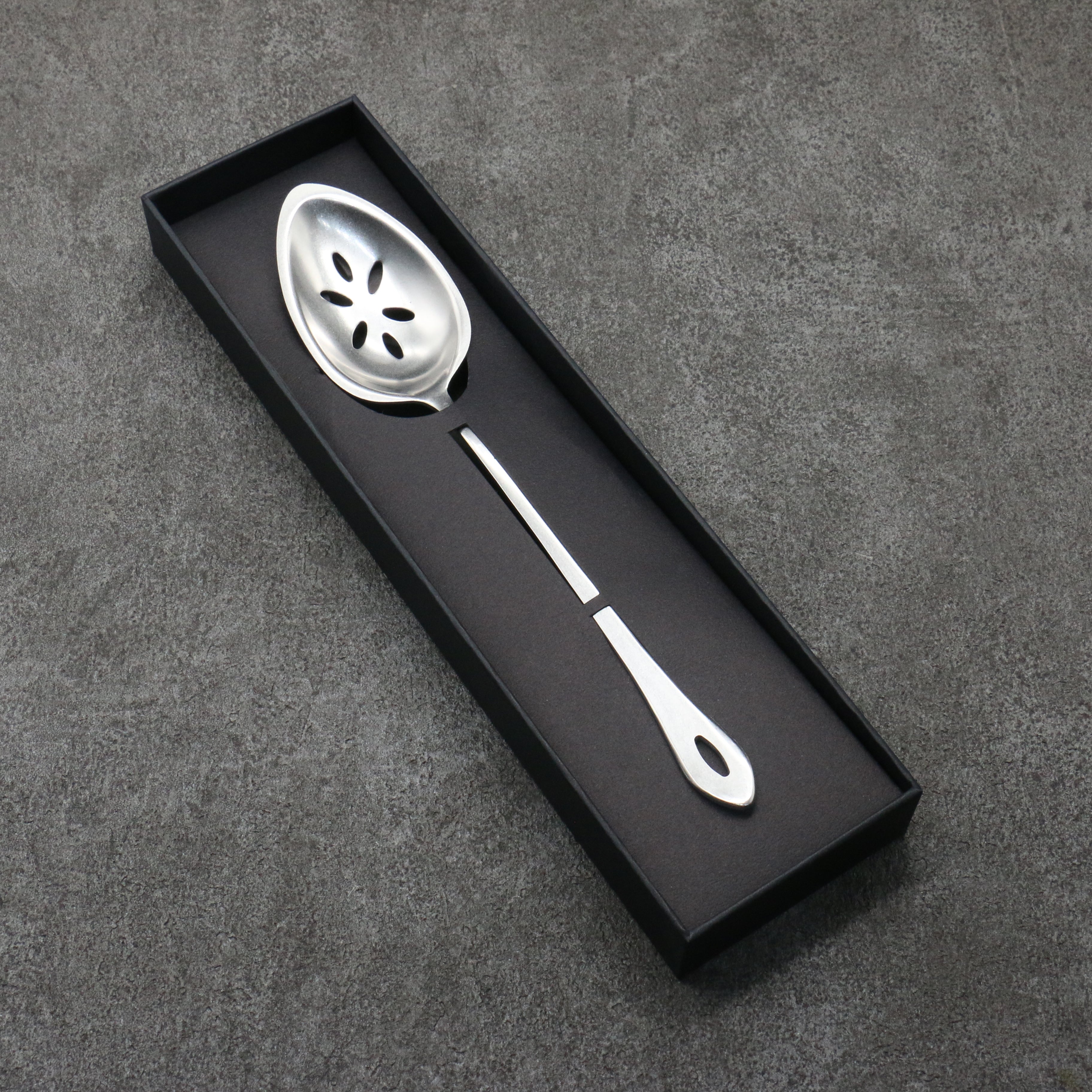 Gestura Silver metal Strainer spoon 235mm - Japanny - Best Japanese Knife