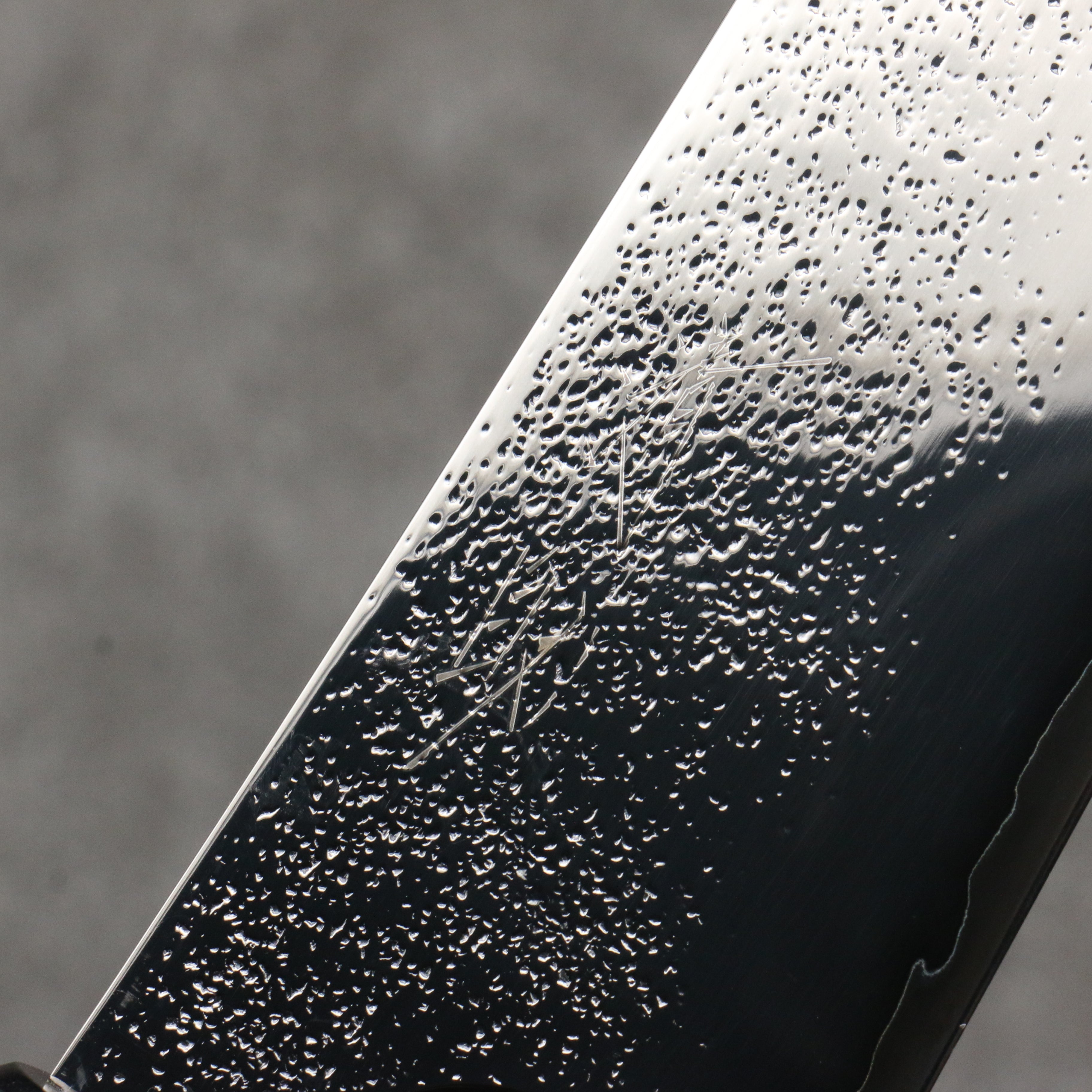 Seisuke VG5 Black Nashiji Mirrored Finish Gyuto 210mm Gray Pakka wood Handle - Japanny - Best Japanese Knife