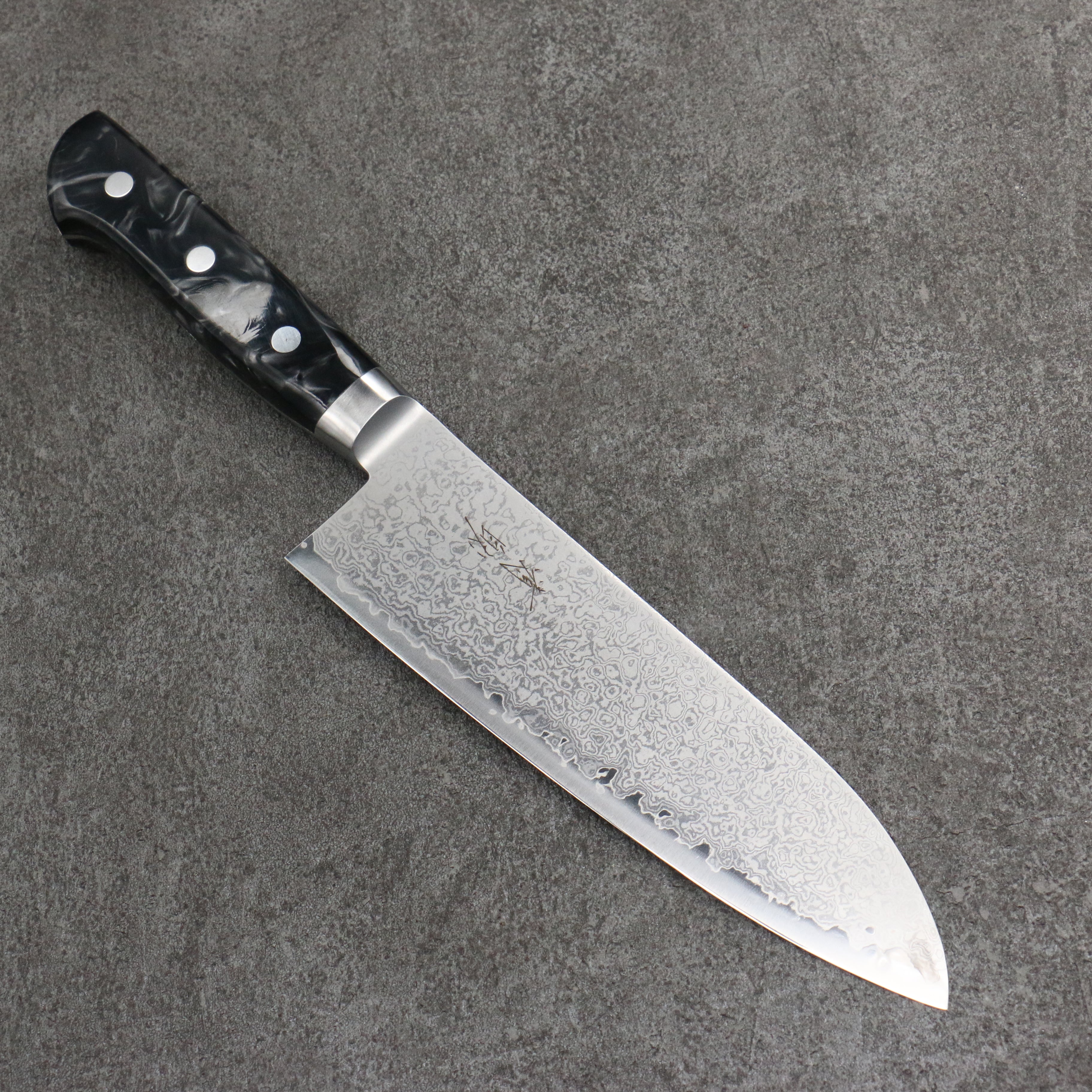 Seisuke VG5 Damascus Santoku 175mm Black Marbled Resin Handle - Japanny - Best Japanese Knife