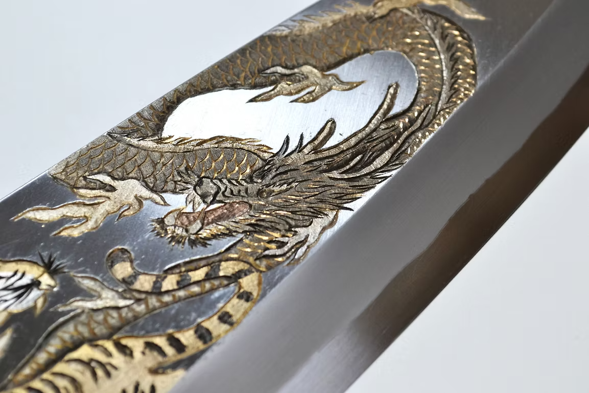 Sakai Takayuki Metal Decorated Engraving by Kubota Spirit of Dragon and Tiger White Steel Kasumitogi Deba 300mm Magnolia (Ferrule: Water Buffalo Horn) Handle - Japanny - Best Japanese Knife