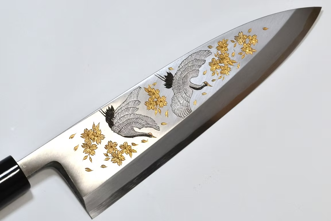 Sakai Takayuki Metal Decorated Engraving by Kubota Maizuru White Steel Kasumitogi Deba 240mm Magnolia (Ferrule: Water Buffalo Horn) Handle - Japanny - Best Japanese Knife