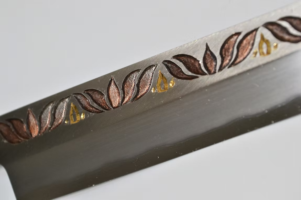 Sakai Takayuki Metal Decorated Engraving by Kubota Lotus White Steel Kasumitogi Yanagiba 270mm Magnolia (Ferrule: Water Buffalo Horn) Handle - Japanny - Best Japanese Knife