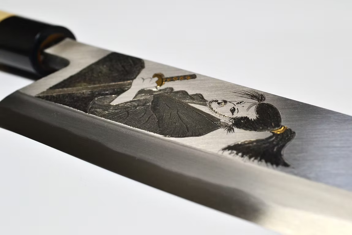 Sakai Takayuki Metal Decorated Engraving by Kubota Pride of Samurai White Steel Kasumitogi Deba 240mm Magnolia (Ferrule: Water Buffalo Horn) Handle - Japanny - Best Japanese Knife