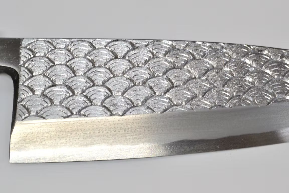 Sakai Takayuki Engraving by Kubota Seigaiha White Steel Kasumitogi Deba 165mm Magnolia (Ferrule: Water Buffalo Horn) Handle - Japanny - Best Japanese Knife