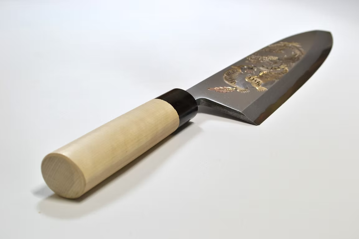 Sakai Takayuki Metal Decorated Engraving by Kubota Spirit of Dragon and Tiger White Steel Kasumitogi Deba 300mm Magnolia (Ferrule: Water Buffalo Horn) Handle - Japanny - Best Japanese Knife