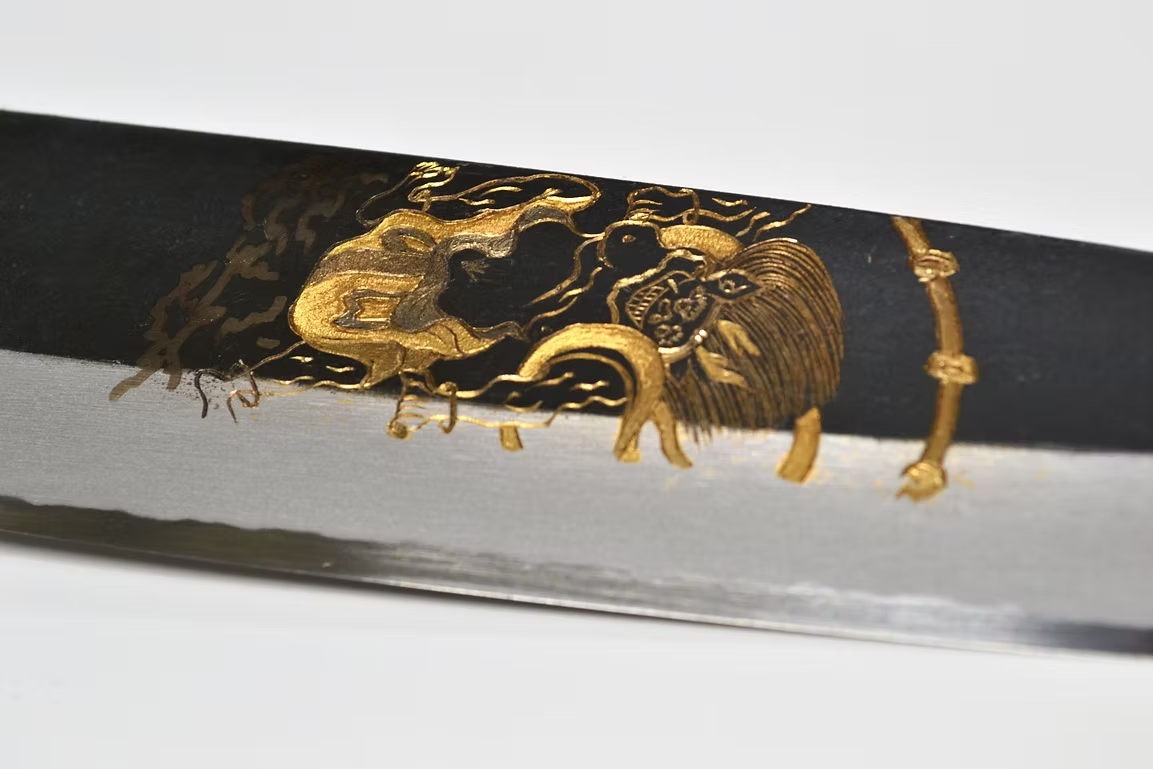 Sakai Takayuki Gold Filled Engraving by Kubota Raijin White Steel No.2 Black Finished Santoku 180mm Ebony Wood (ferrule: Black Water Buffalo Horn And Silver Ring) Handle - Japanny - Best Japanese Knife