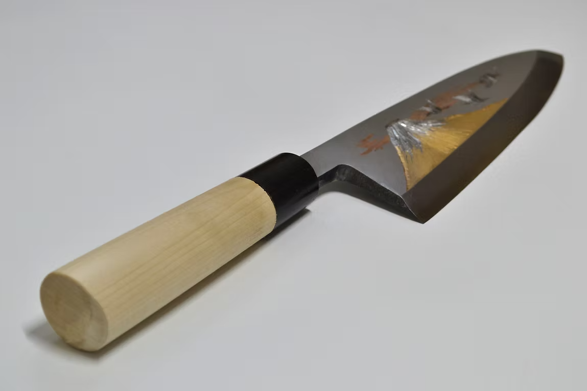 Sakai Takayuki Metal Decorated Engraving by Kubota Mt. Fuji and Cranes White Steel Kasumitogi Deba 240mm Magnolia (Ferrule: Water Buffalo Horn) Handle - Japanny - Best Japanese Knife