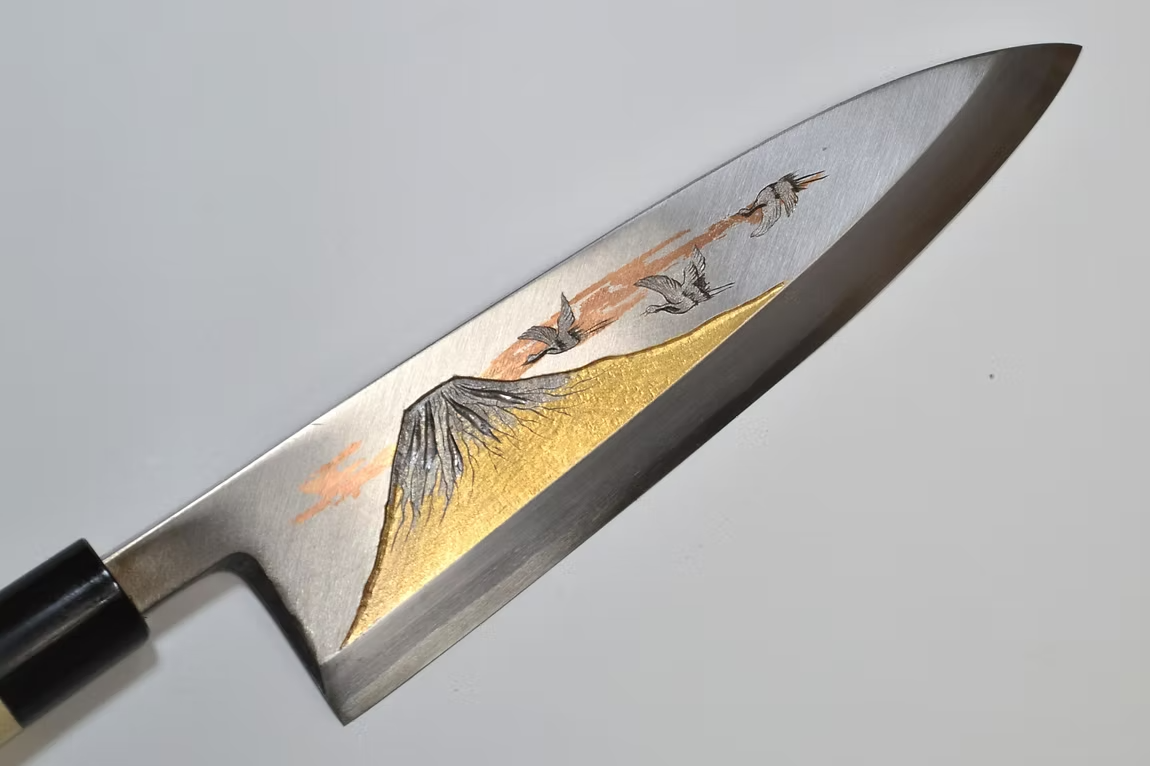 Sakai Takayuki Metal Decorated Engraving by Kubota Mt. Fuji and Cranes White Steel Kasumitogi Deba 240mm Magnolia (Ferrule: Water Buffalo Horn) Handle - Japanny - Best Japanese Knife