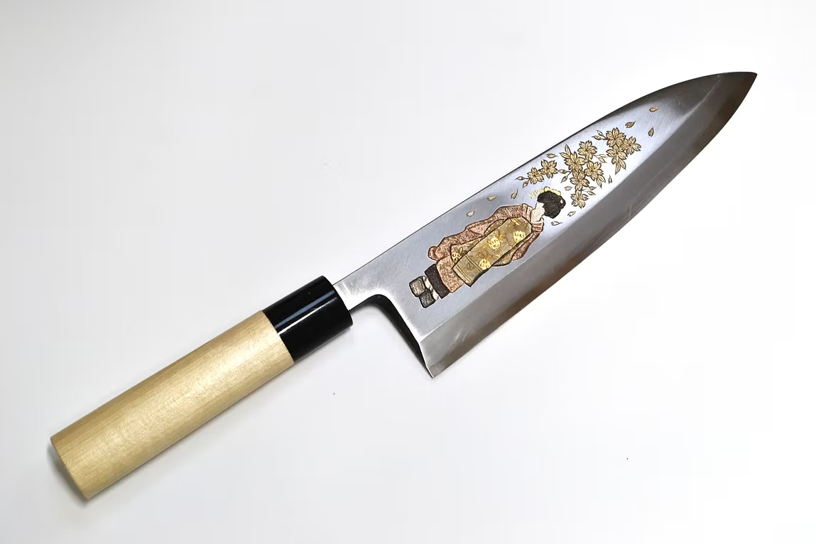 Sakai Takayuki Metal Decorated Engraving by Kubota Maiko and Sakura White Steel Kasumitogi Deba 240mm Magnolia (Ferrule: Water Buffalo Horn) Handle - Japanny - Best Japanese Knife