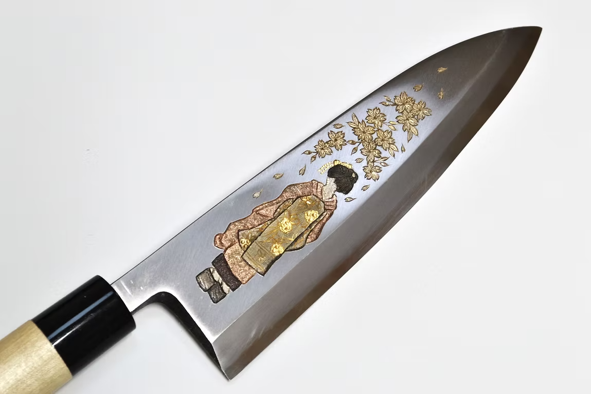 Sakai Takayuki Metal Decorated Engraving by Kubota Maiko and Sakura White Steel Kasumitogi Deba 240mm Magnolia (Ferrule: Water Buffalo Horn) Handle - Japanny - Best Japanese Knife