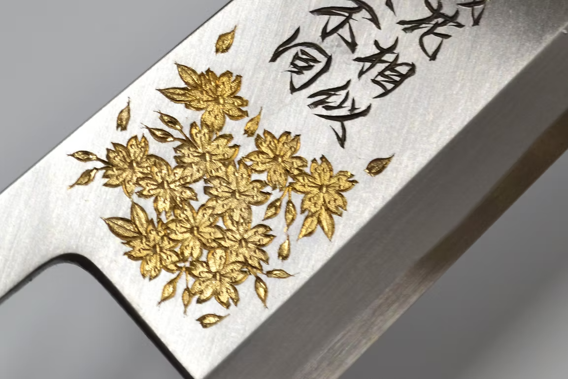 Sakai Takayuki Metal Decorated Engraving by Kubota Nennen saisai White Steel Kasumitogi Deba 300mm Magnolia (Ferrule: Water Buffalo Horn) Handle - Japanny - Best Japanese Knife
